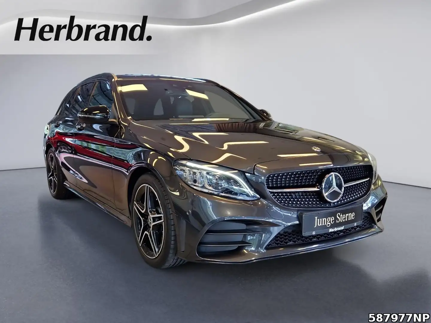 Mercedes-Benz C 300 T AMG Line Grau - 2