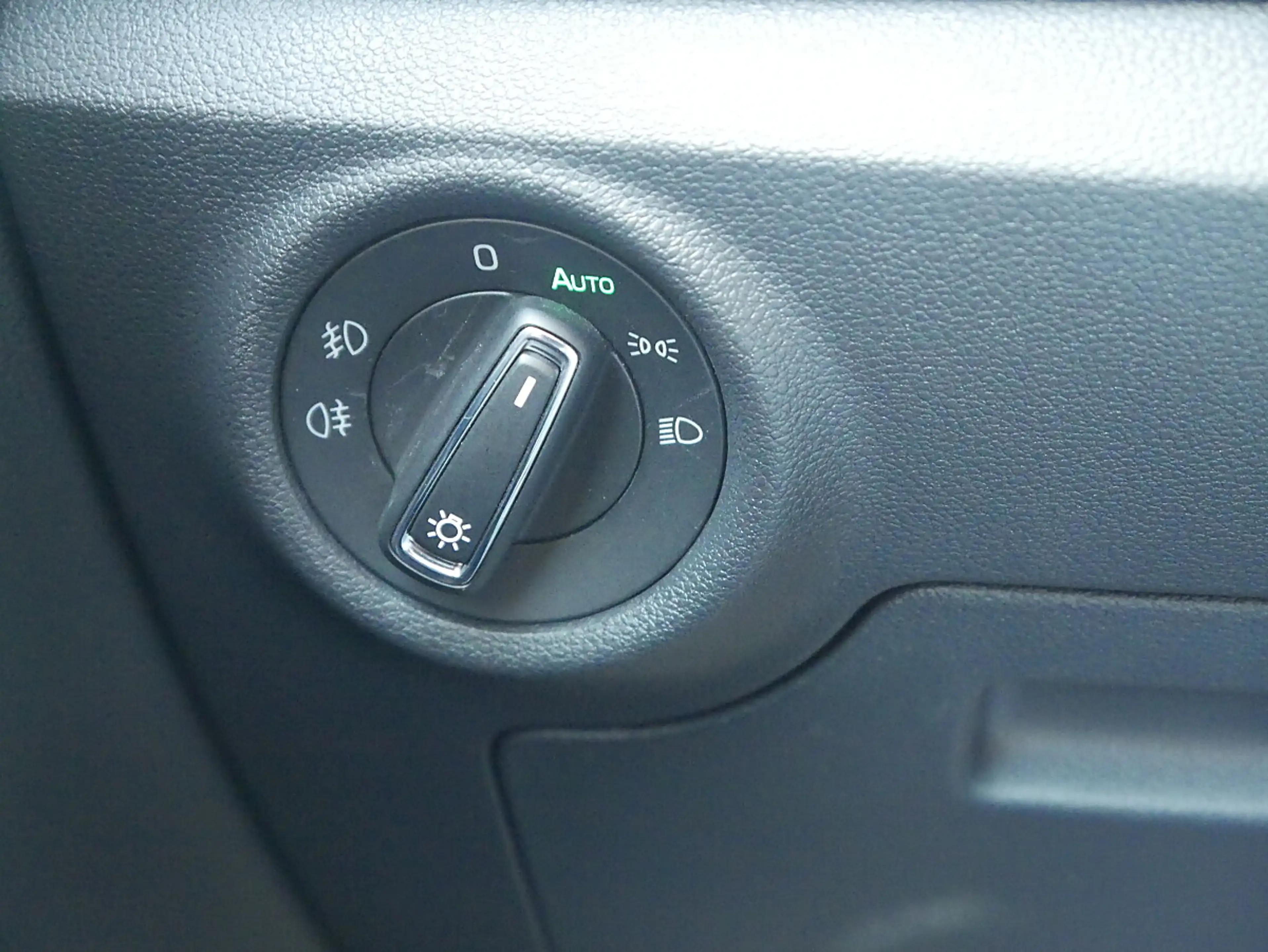 Skoda Kamiq 1.0 TSI Ambition; Rückfahrkamera, Sitzheizung, ... — photo 14