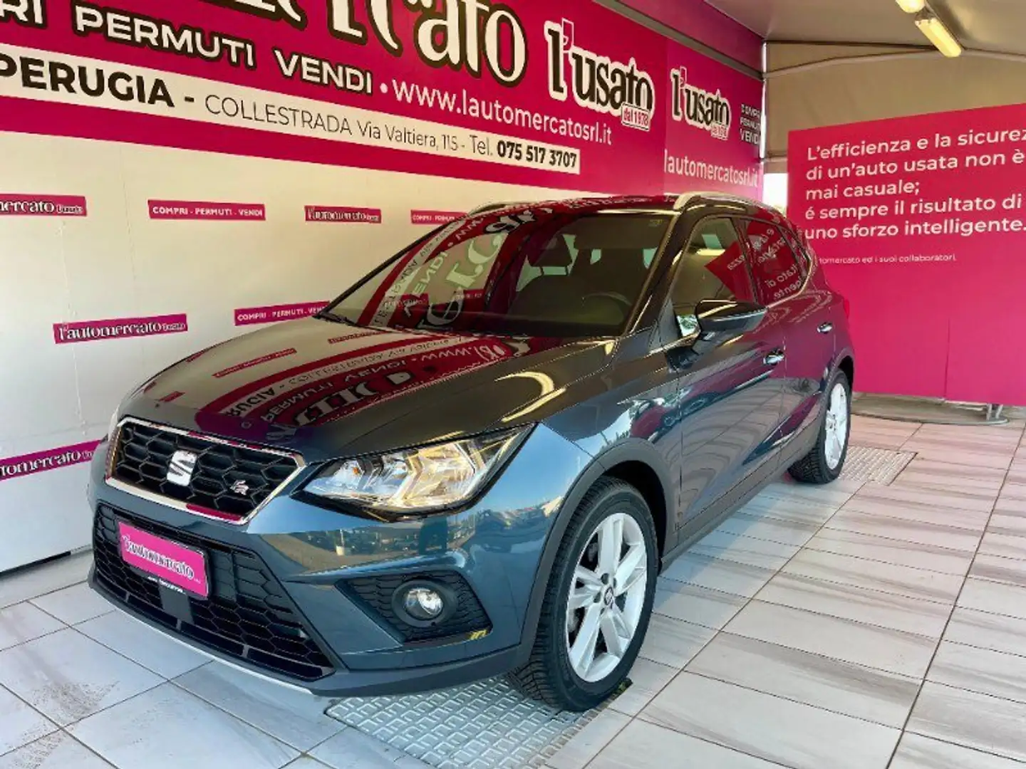 SEAT Arona Arona 1.0 TGI FR Grigio - 1