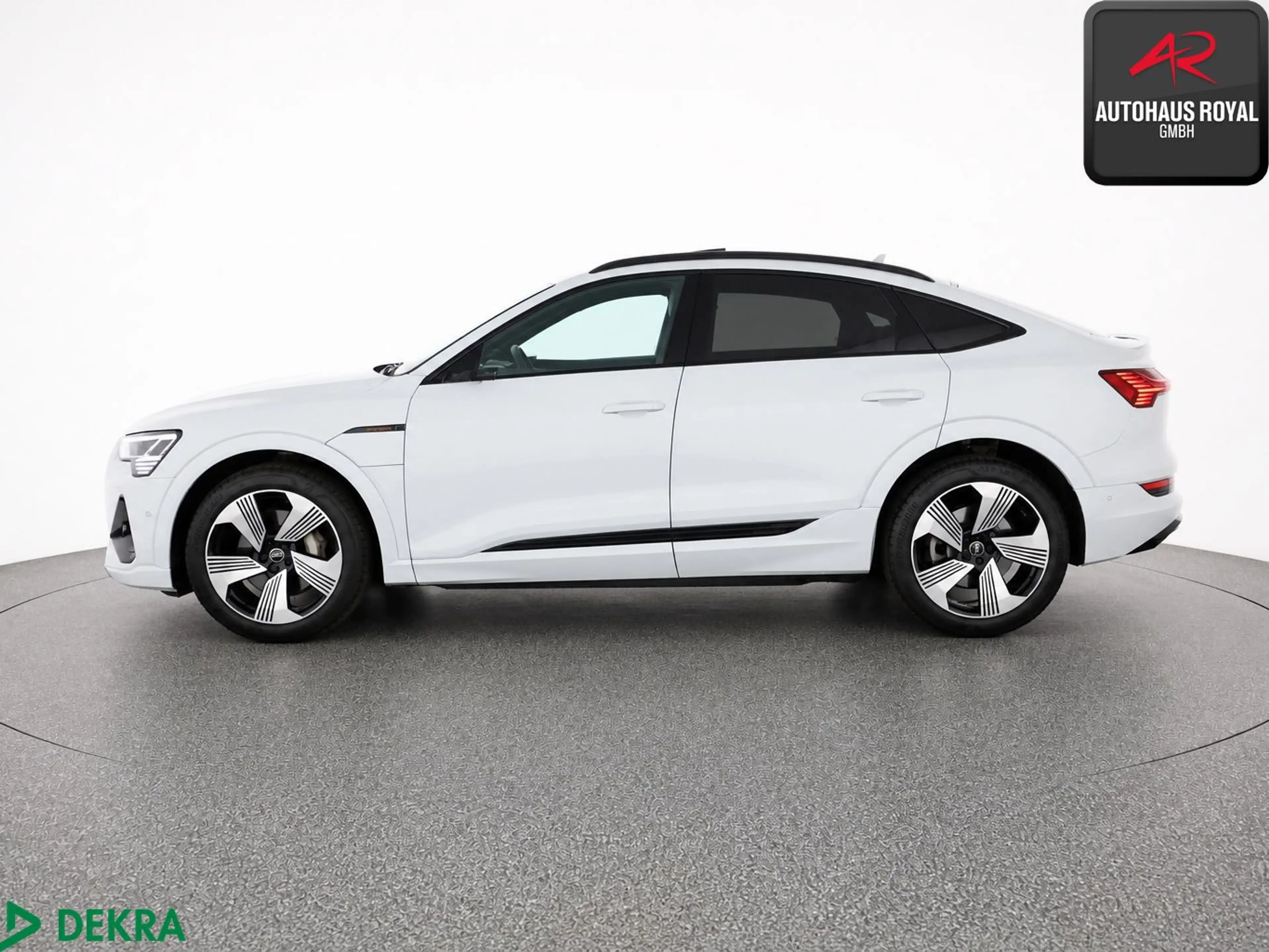 Audi e-tron Sportback 50 qu S LINE S-SITZE,MATRIX,HUD — photo 2
