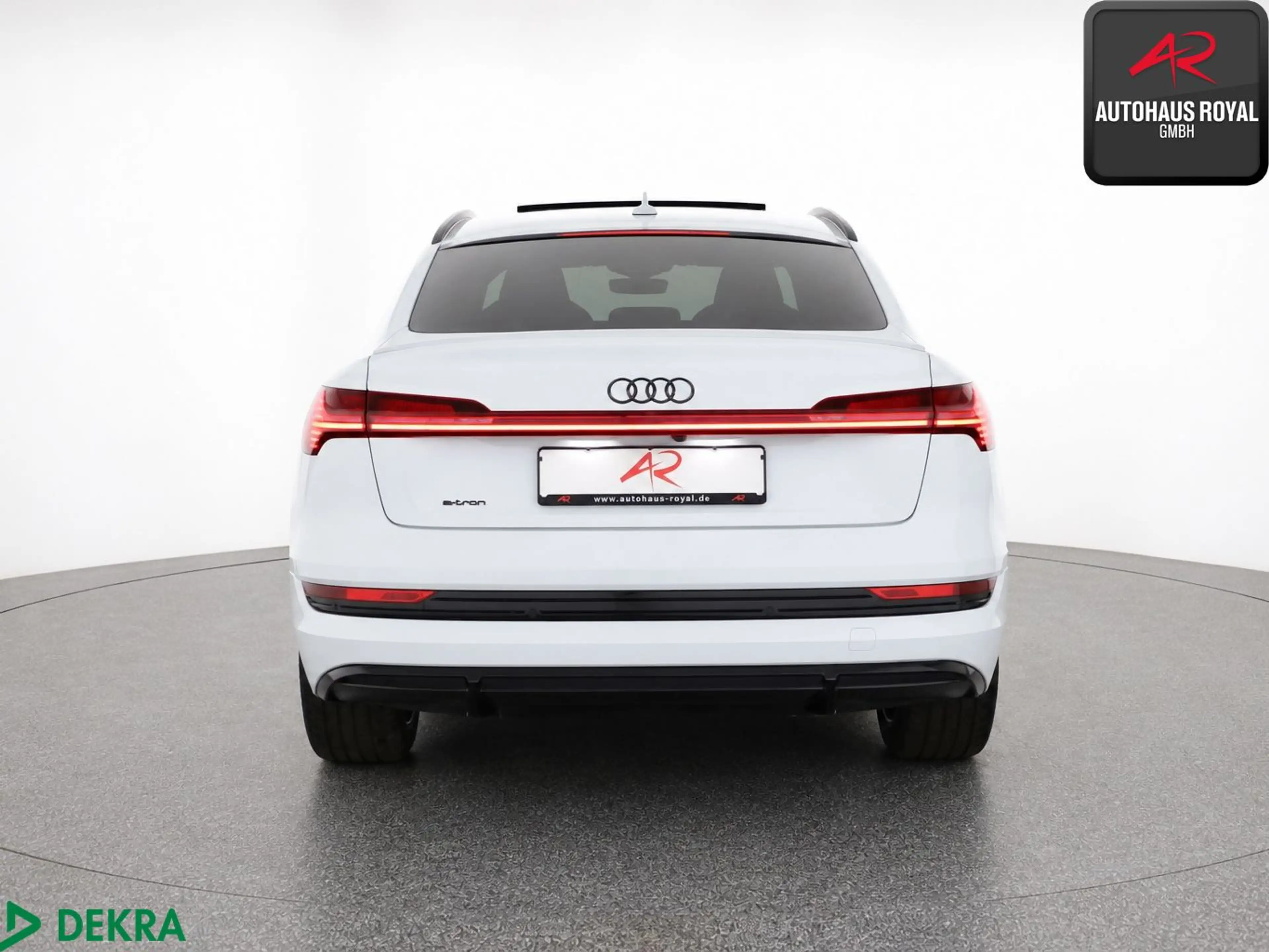Audi e-tron Sportback 50 qu S LINE S-SITZE,MATRIX,HUD — photo 4