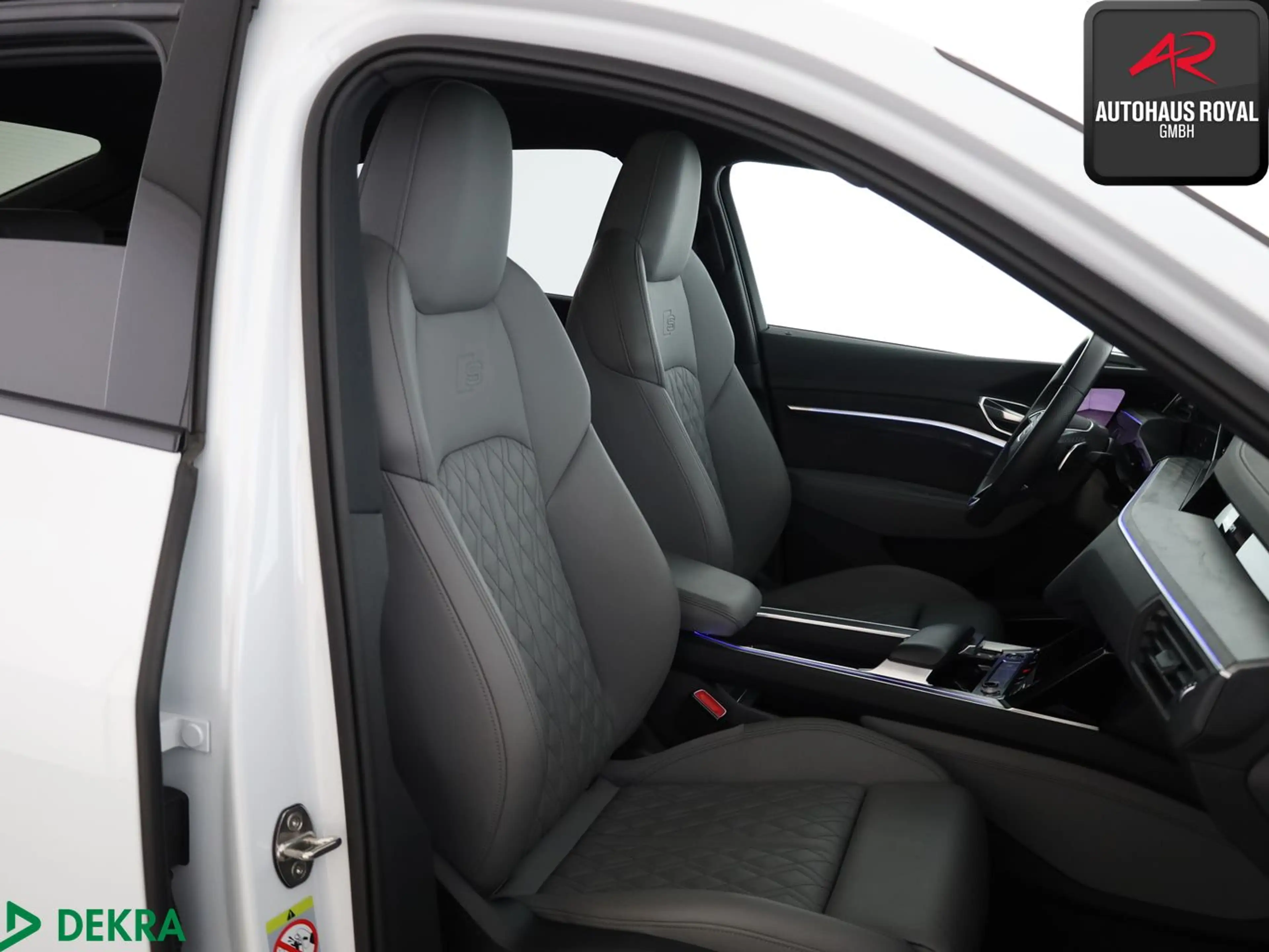 Audi e-tron Sportback 50 qu S LINE S-SITZE,MATRIX,HUD — photo 11