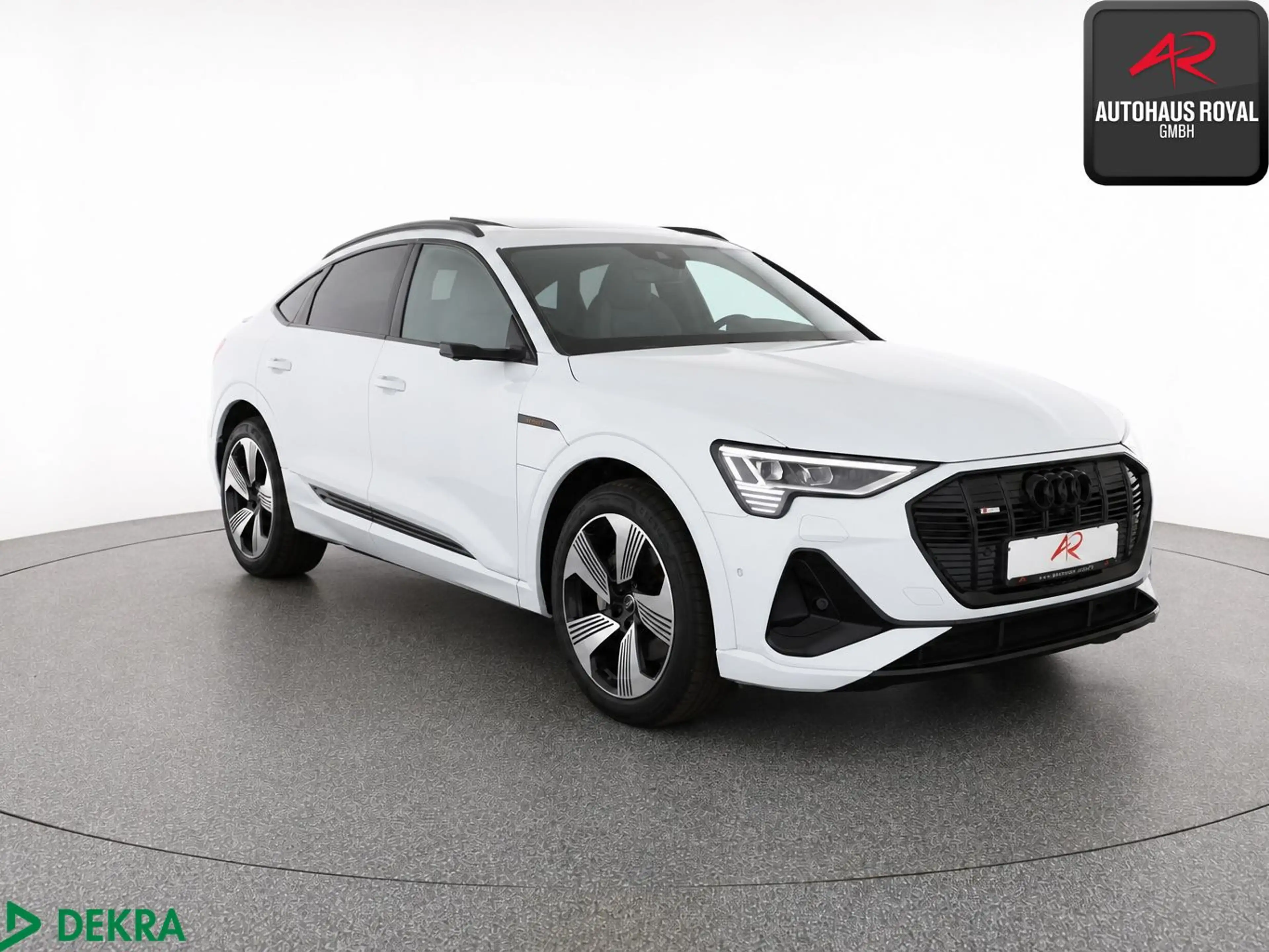 Audi e-tron Sportback 50 qu S LINE S-SITZE,MATRIX,HUD — photo 7