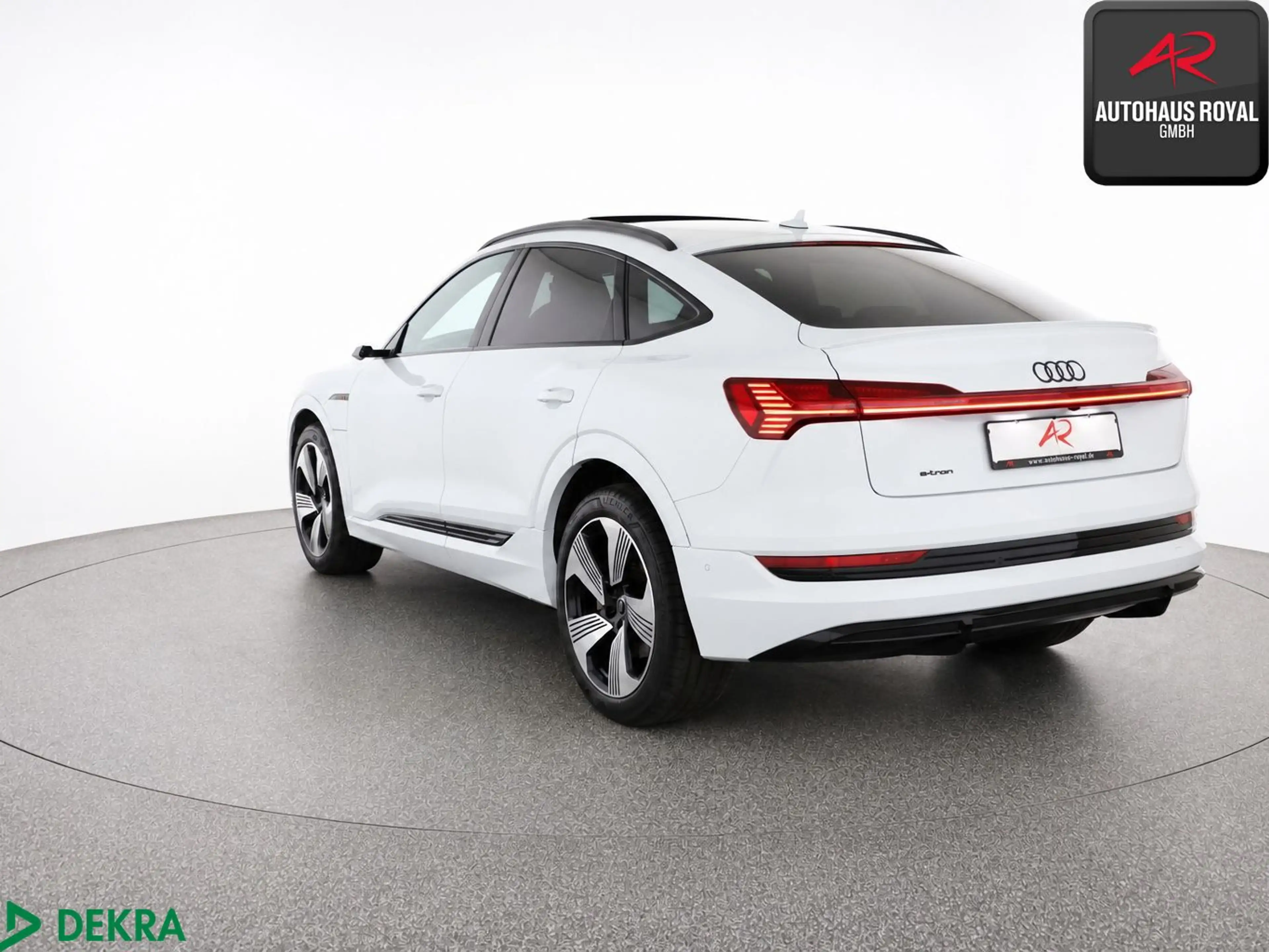 Audi e-tron Sportback 50 qu S LINE S-SITZE,MATRIX,HUD — photo 3