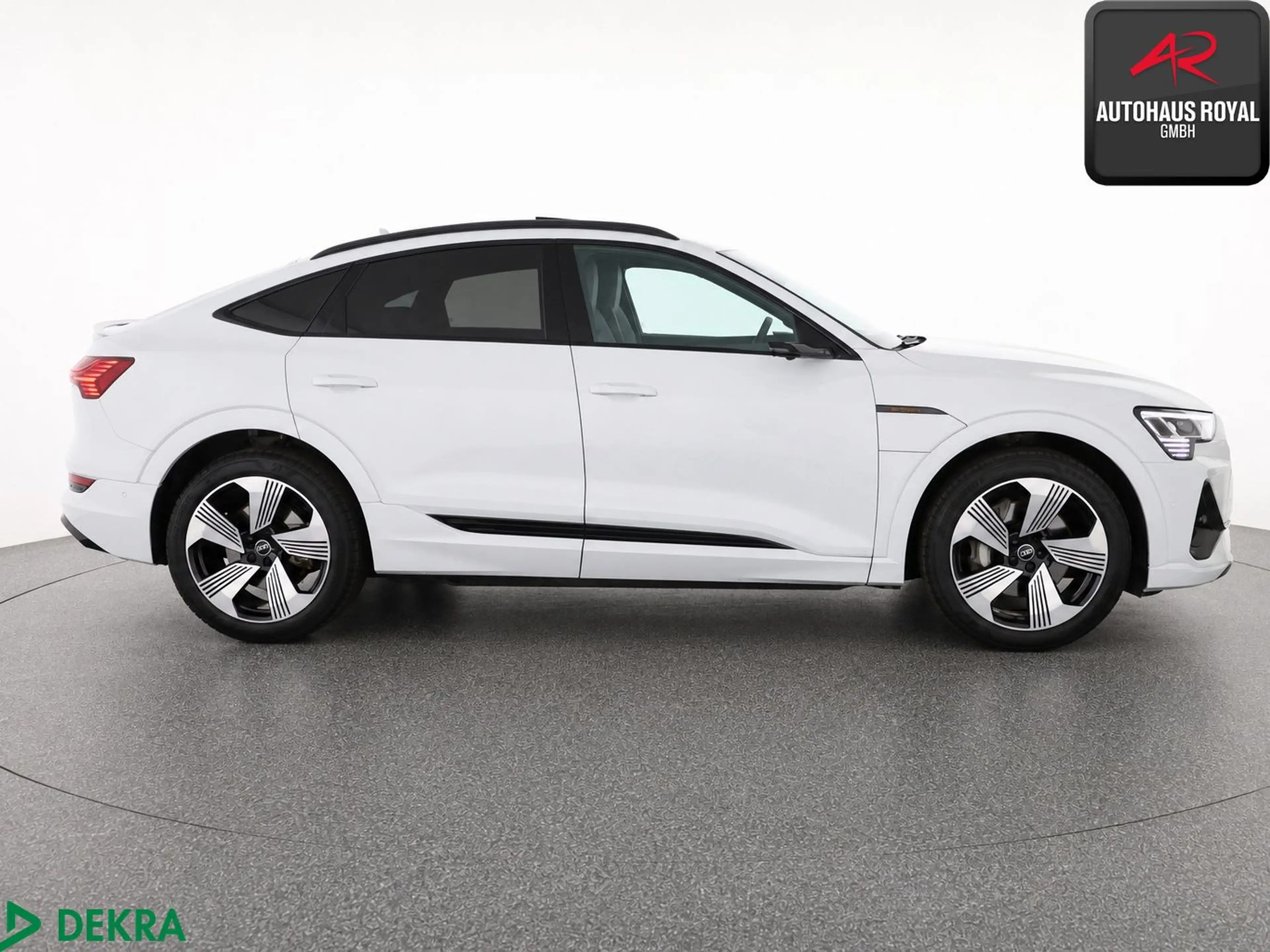 Audi e-tron Sportback 50 qu S LINE S-SITZE,MATRIX,HUD — photo 6