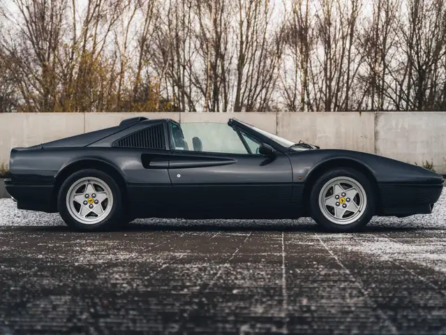 Ferrari 328 view 5