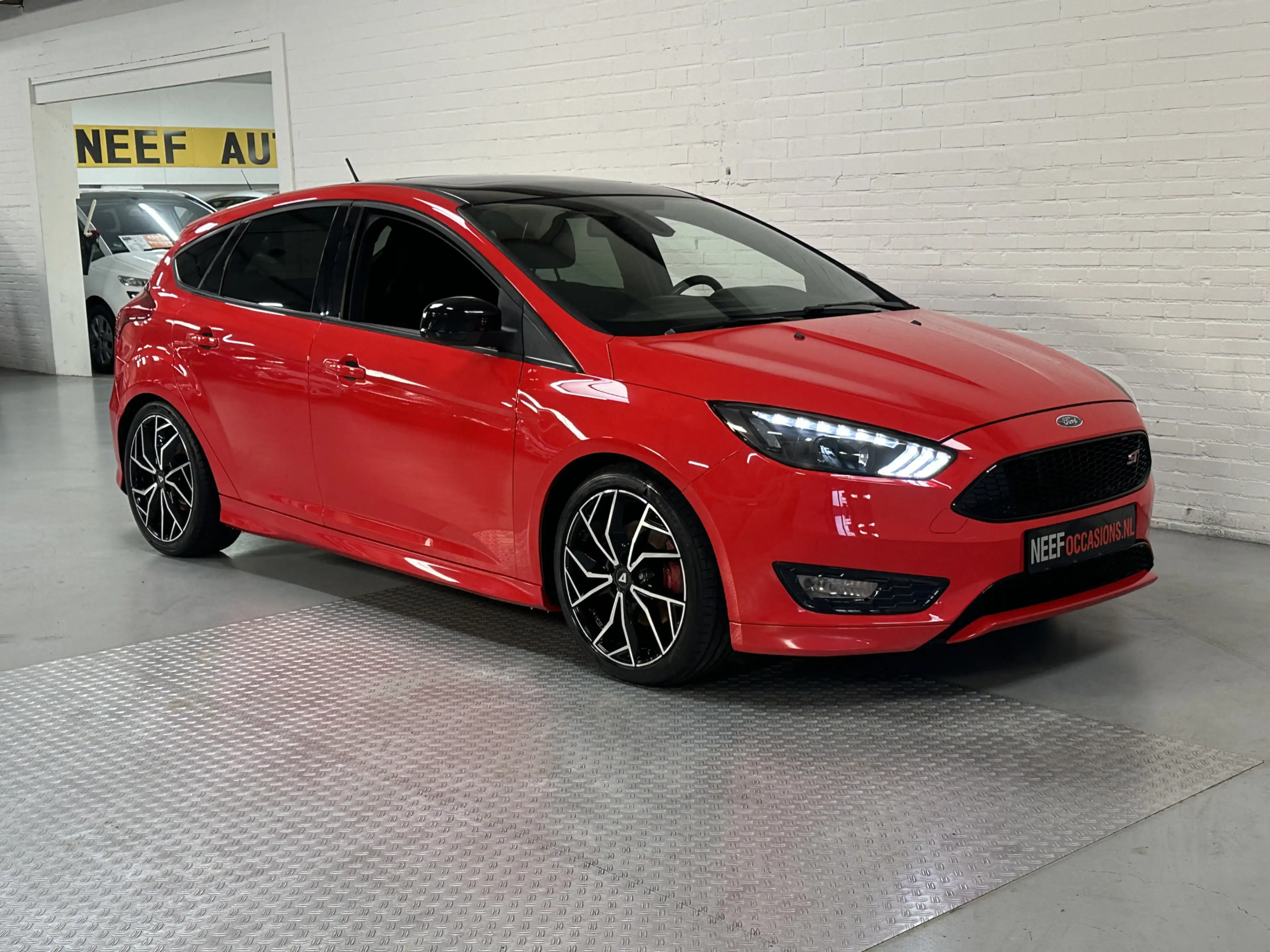 Ford Focus 1.5 EcoBoost ST Line Business CLIMA // CAMERA // C — photo 5