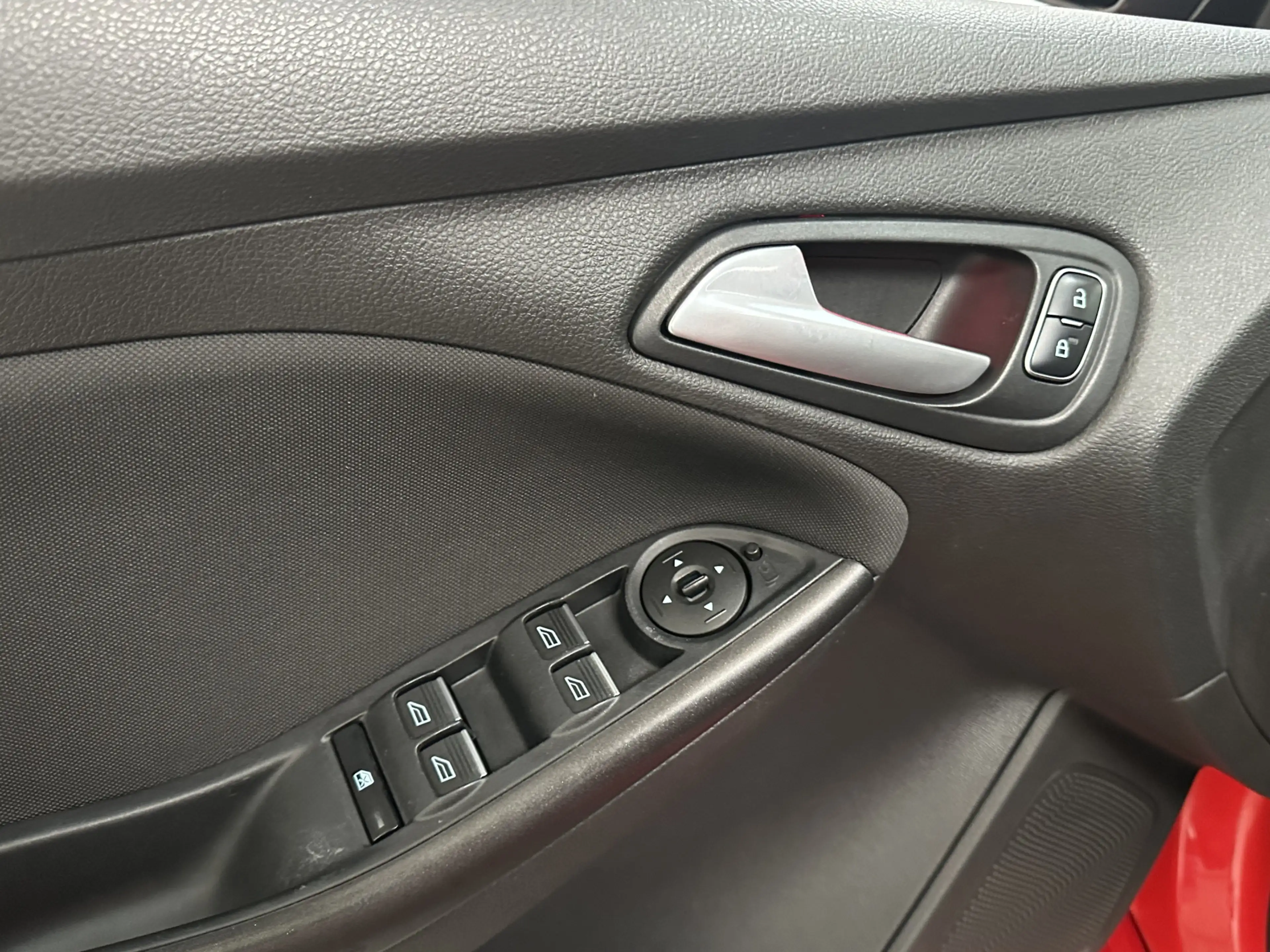 Ford Focus 1.5 EcoBoost ST Line Business CLIMA // CAMERA // C — photo 20