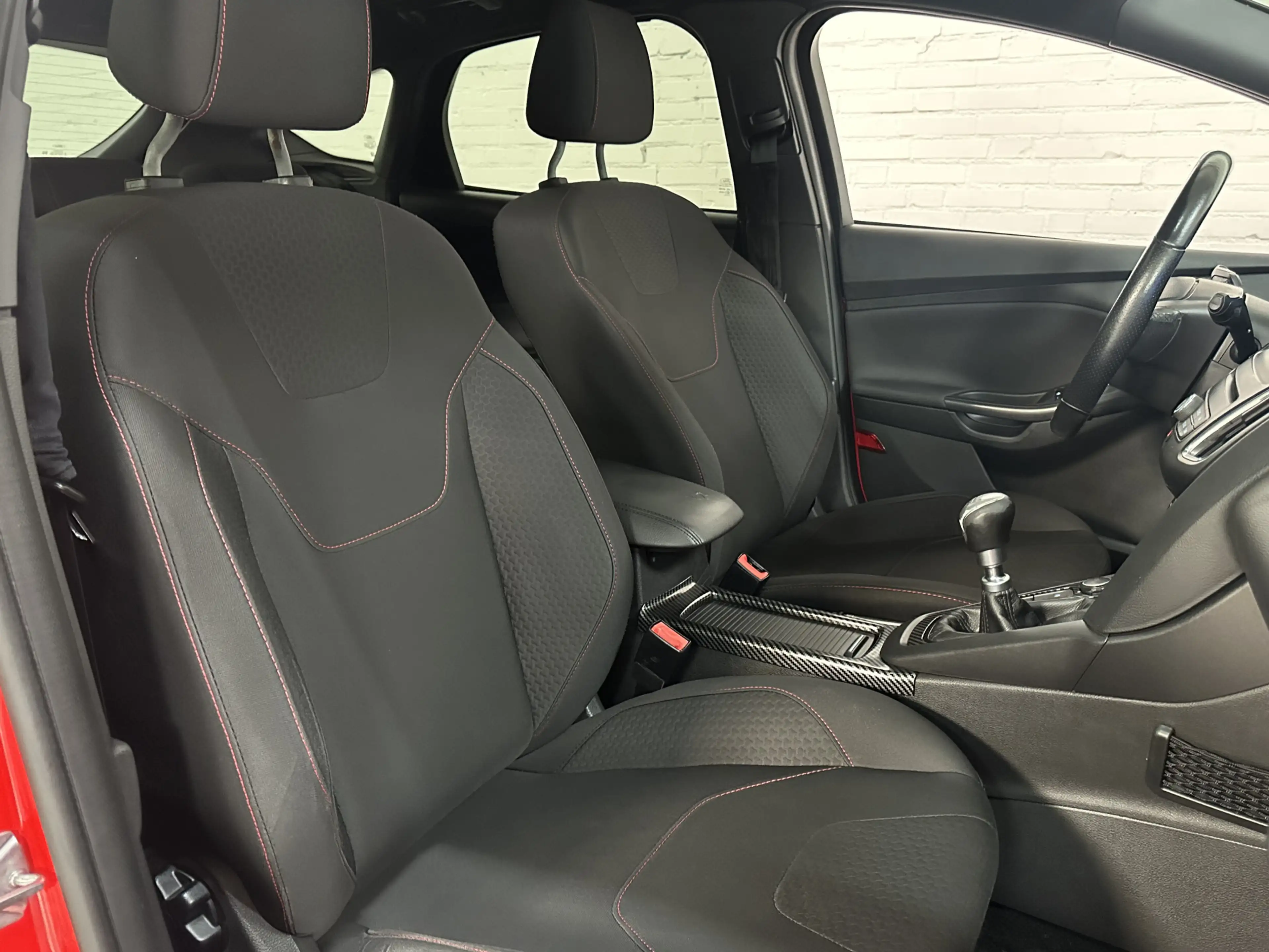 Ford Focus 1.5 EcoBoost ST Line Business CLIMA // CAMERA // C — photo 13