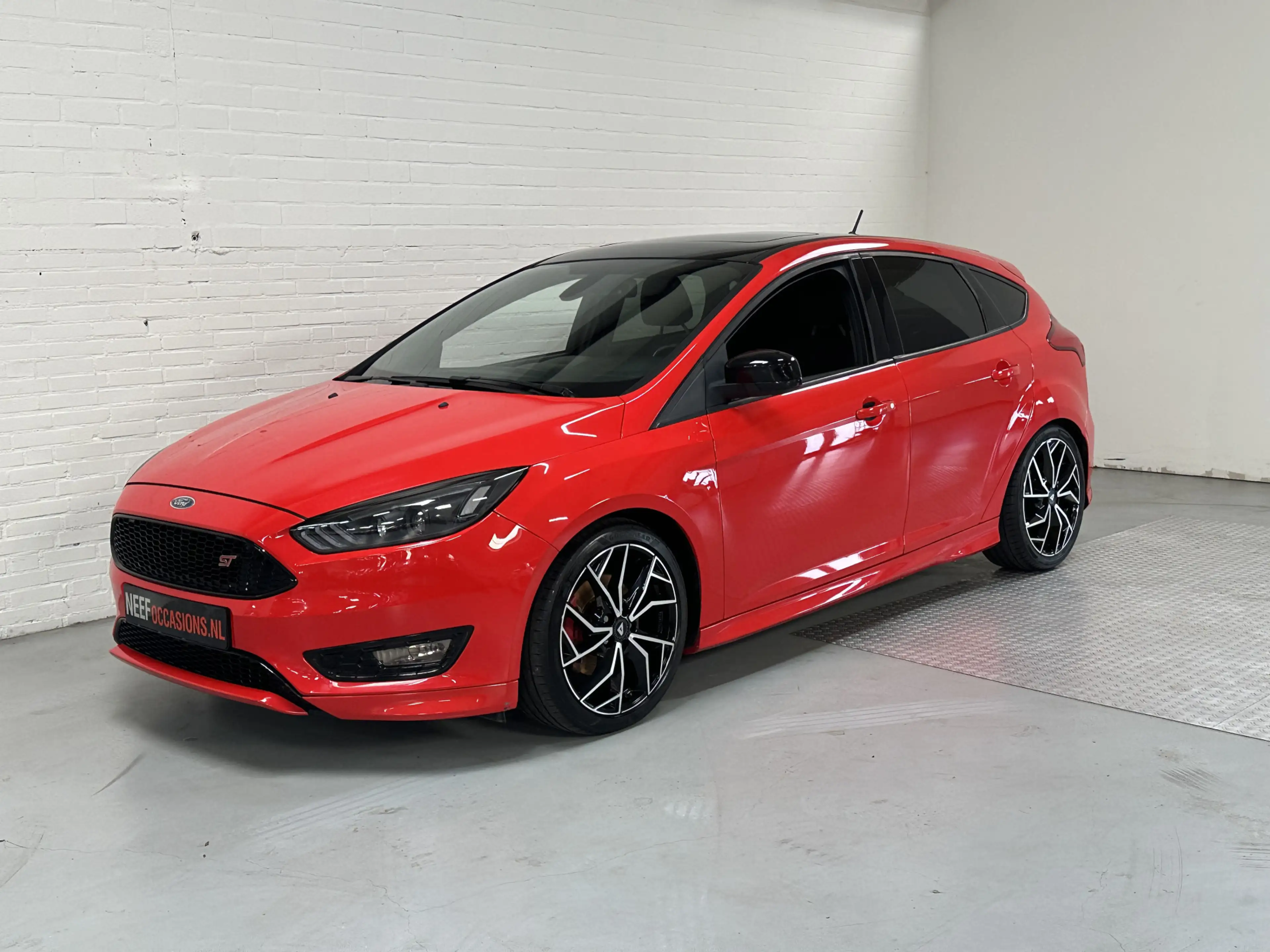 Ford Focus 1.5 EcoBoost ST Line Business CLIMA // CAMERA // C — photo 2