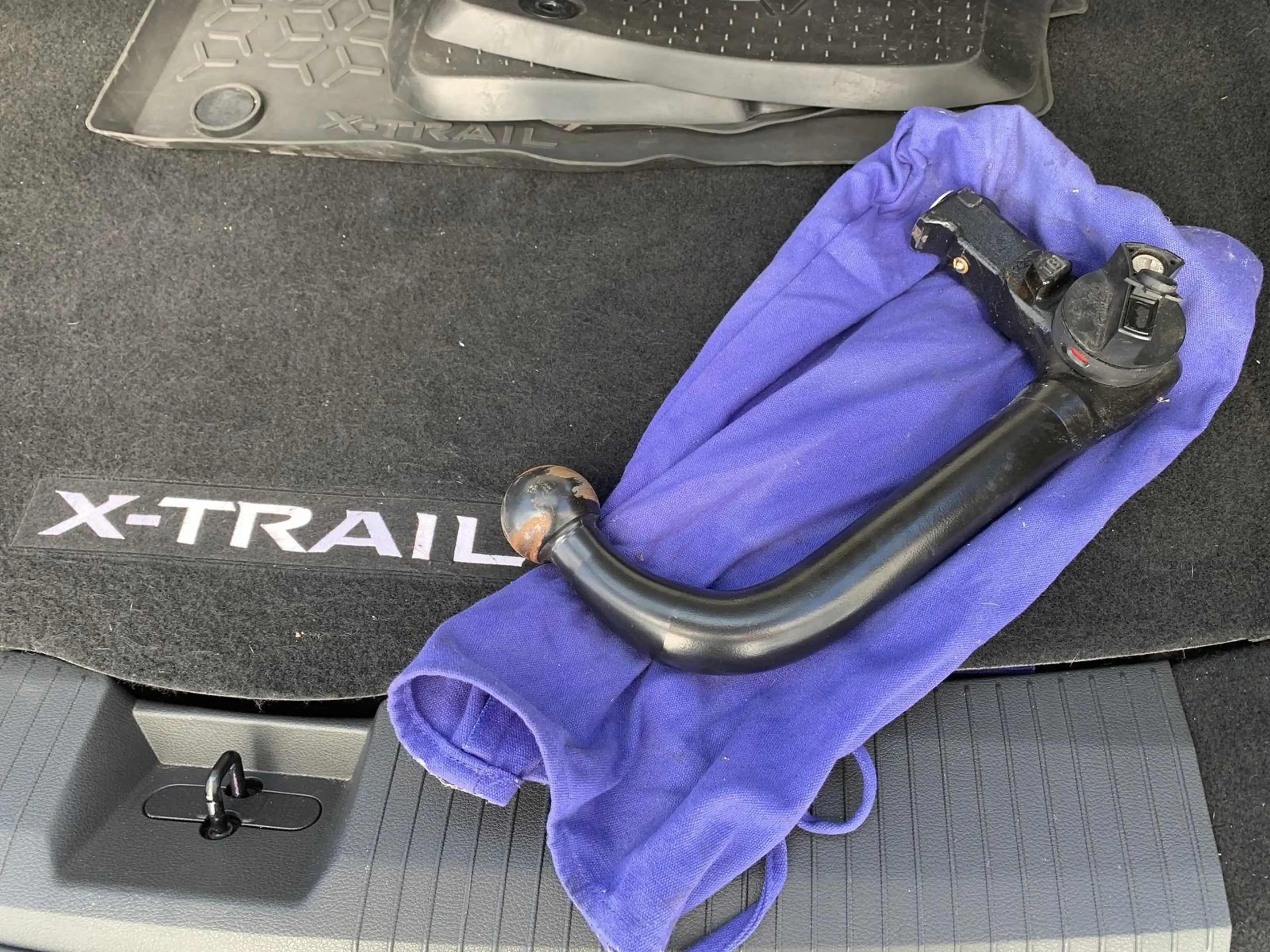 Nissan X-Trail 1.5 DIG Acenta AHK+360*Kamera+Navi+ACC — photo 7