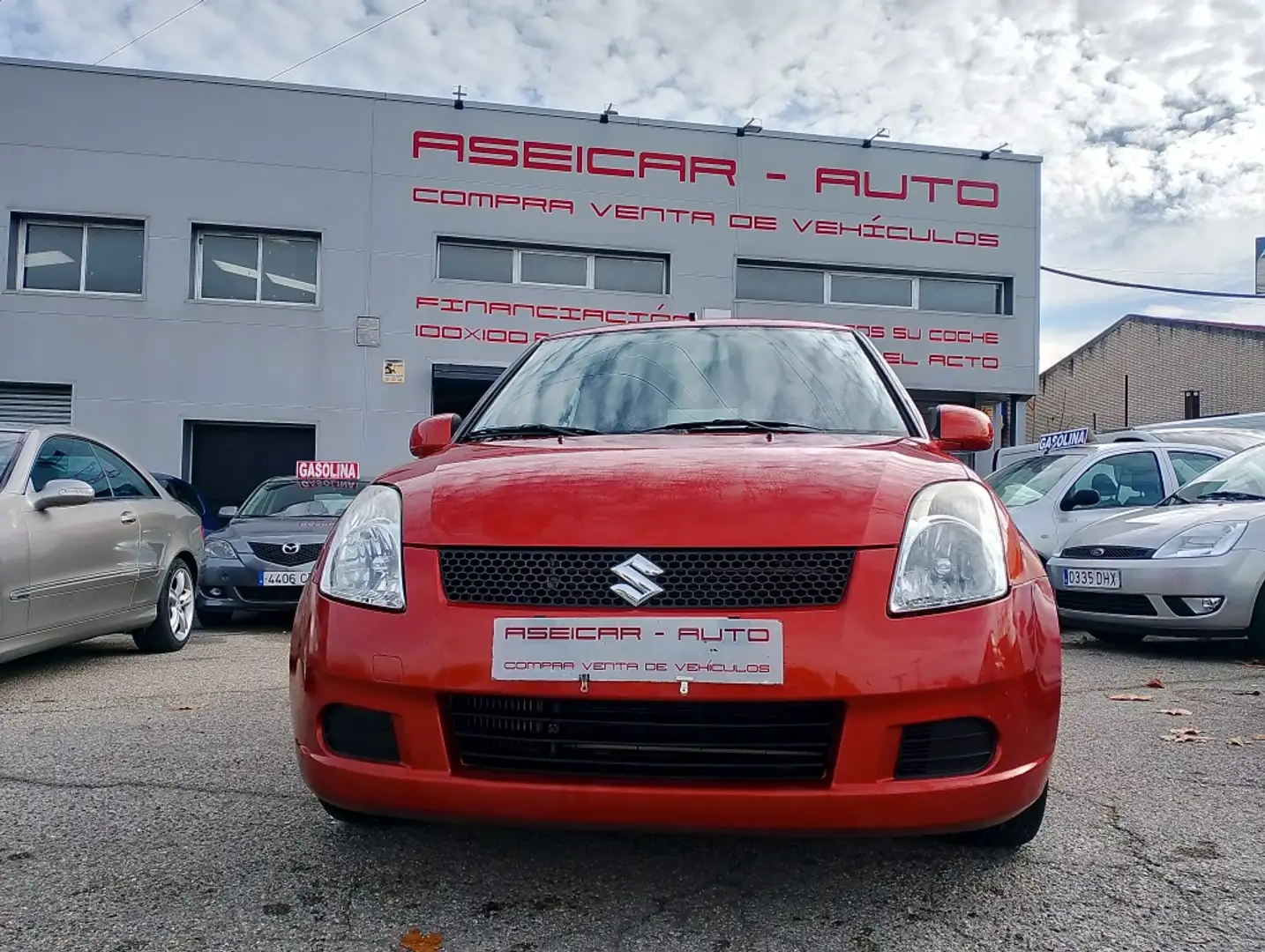 Suzuki Swift 1.3DDiS GL Orange - 1