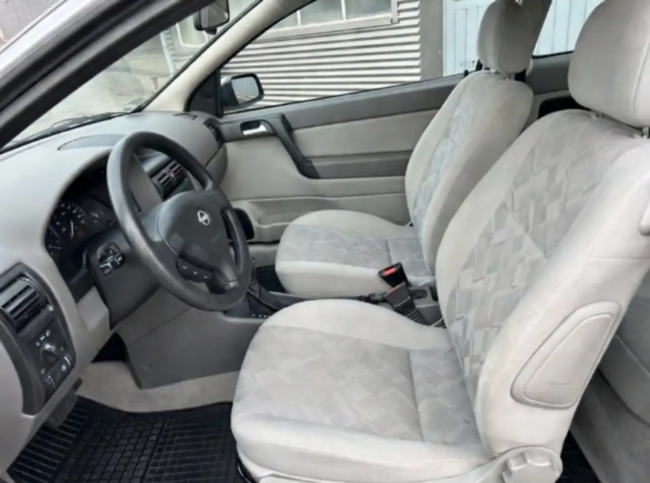 Opel Astra 1.6 Comfort, foto 8