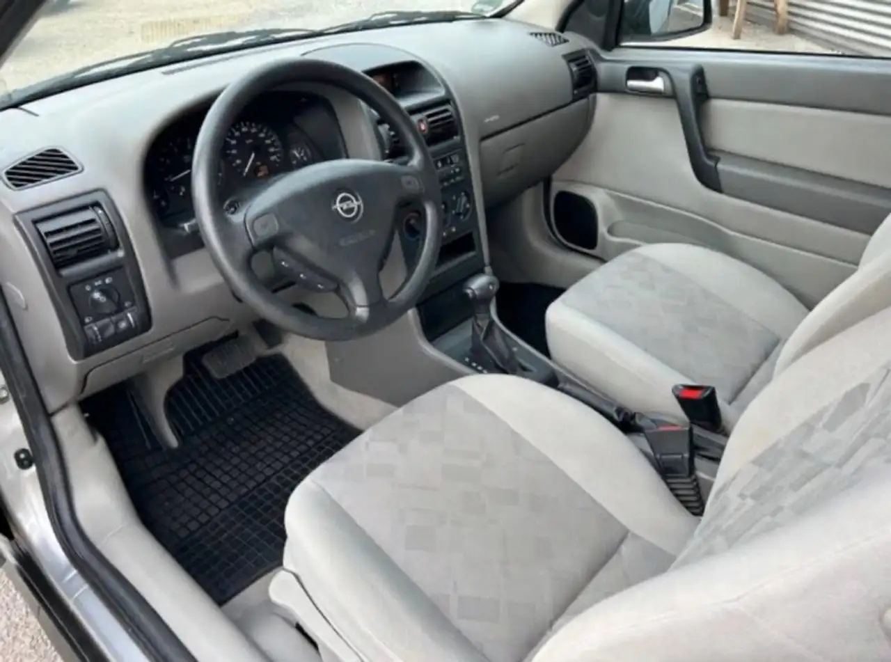 Opel Astra 1.6 Comfort, foto 7