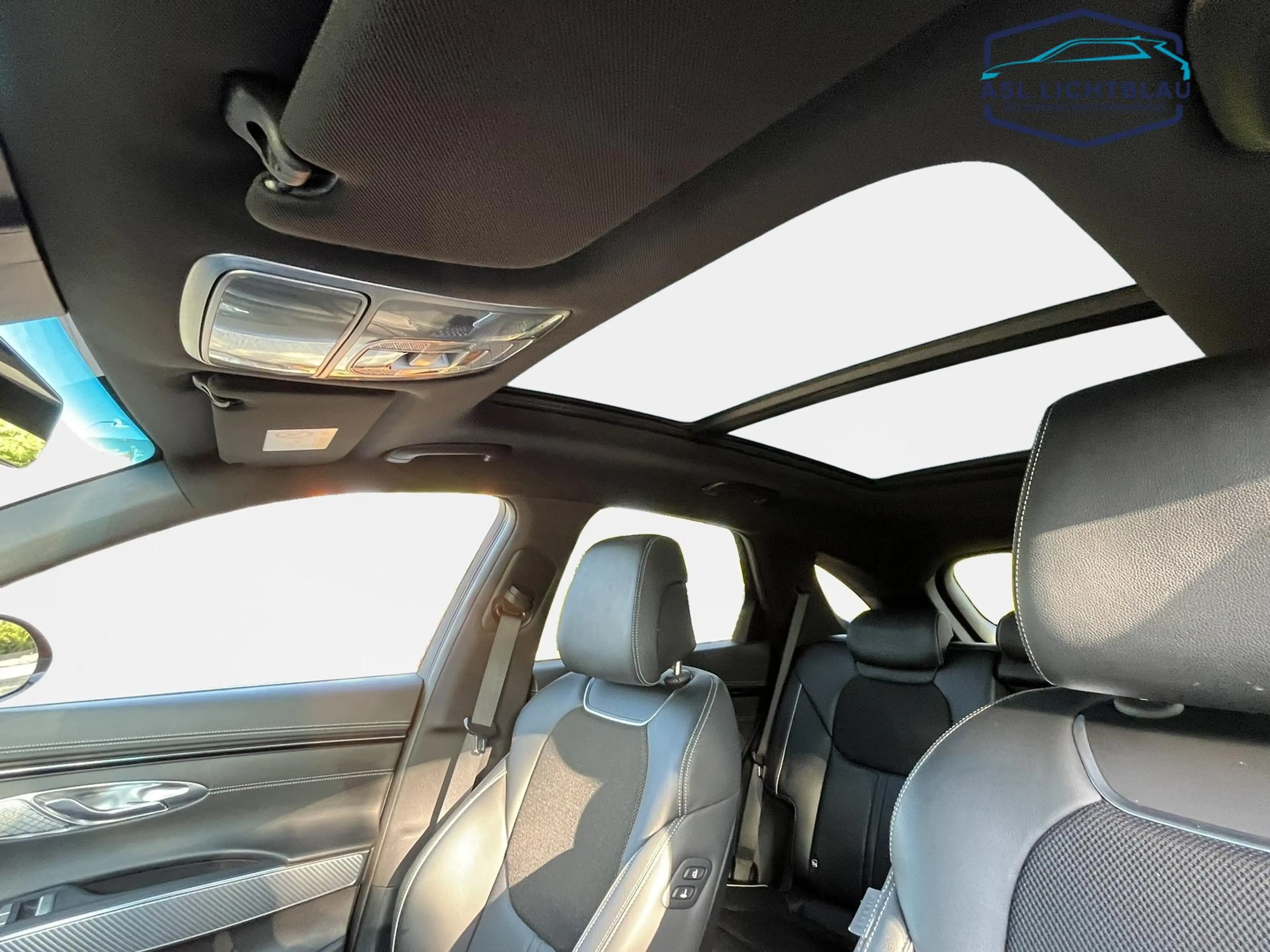 Genesis GV70 2.2 D Sport AWD Technik-Paket & Panoramadach 2.2 — photo 14
