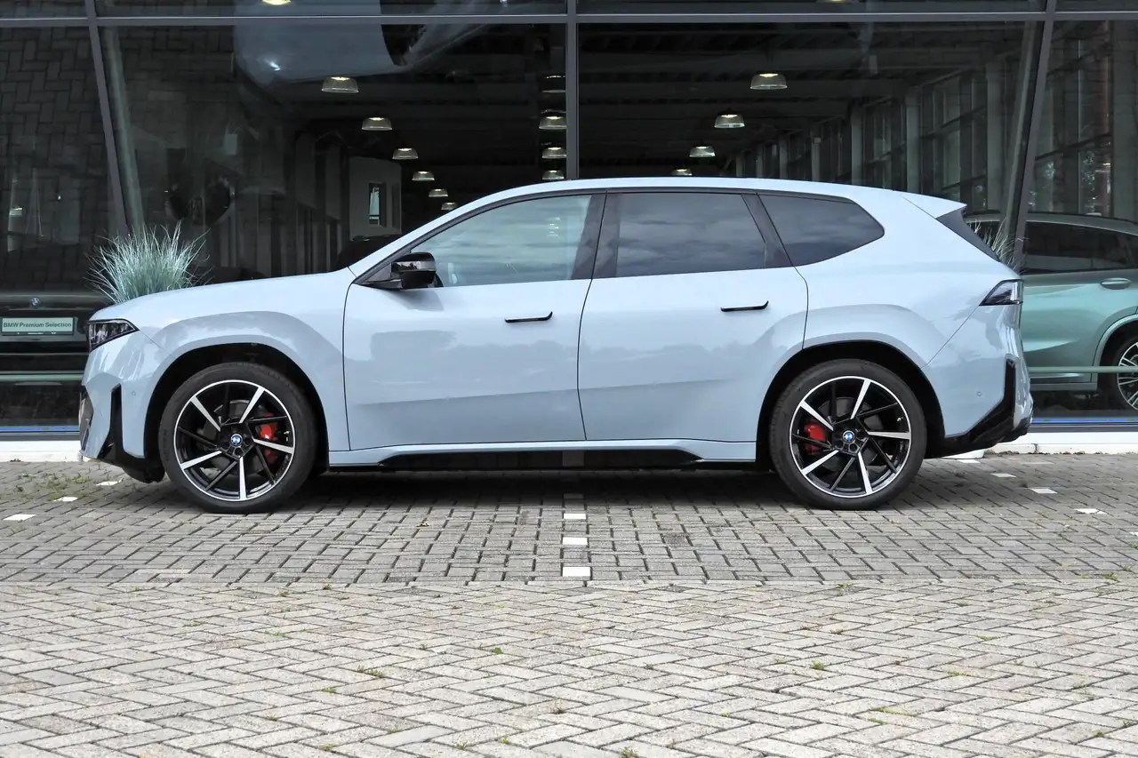 BMW iX3 2026