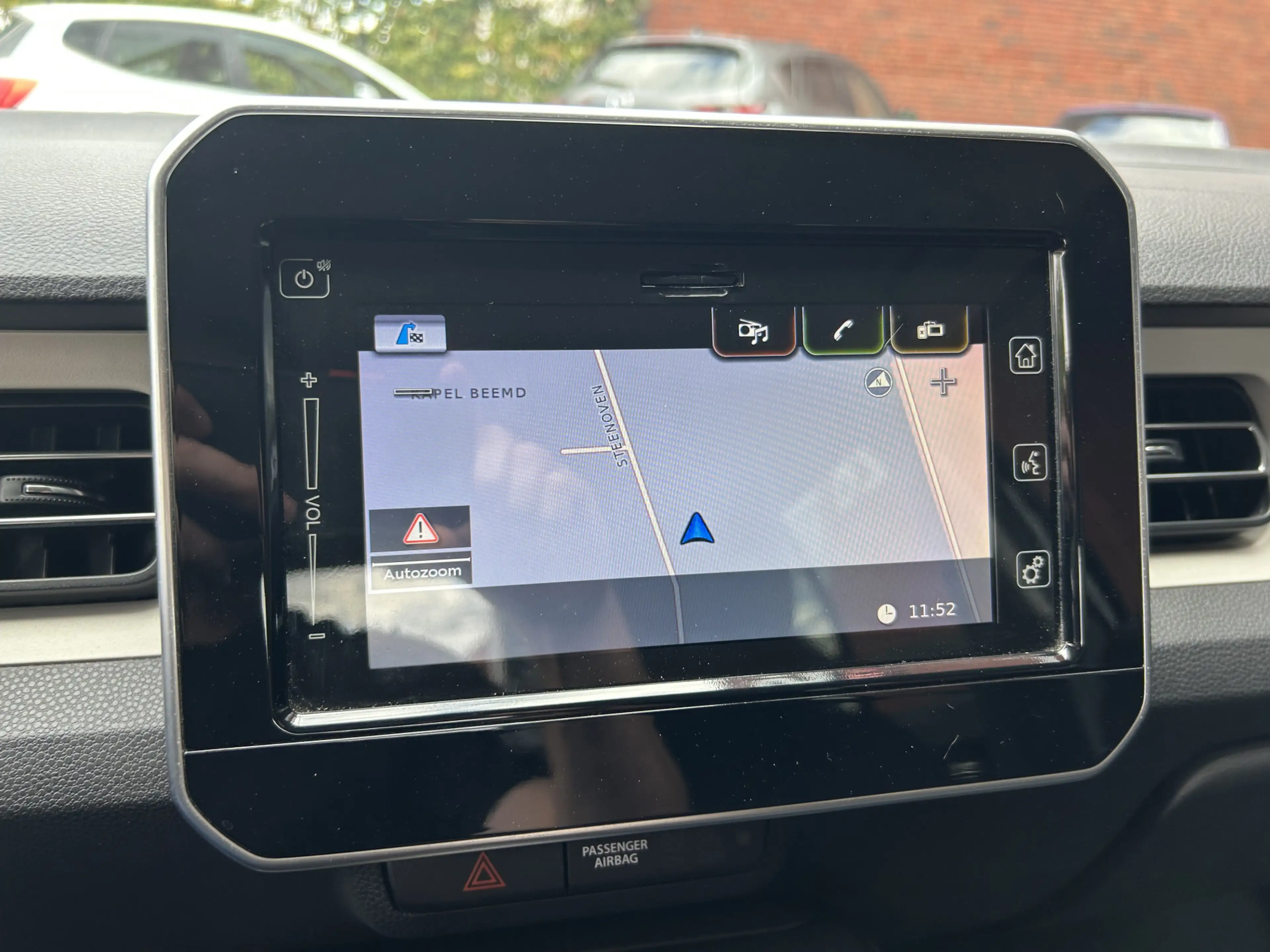 Suzuki Ignis 1.2 Smart Hybrid Style // NAVI + CARPLAY // CAMERA — photo 15