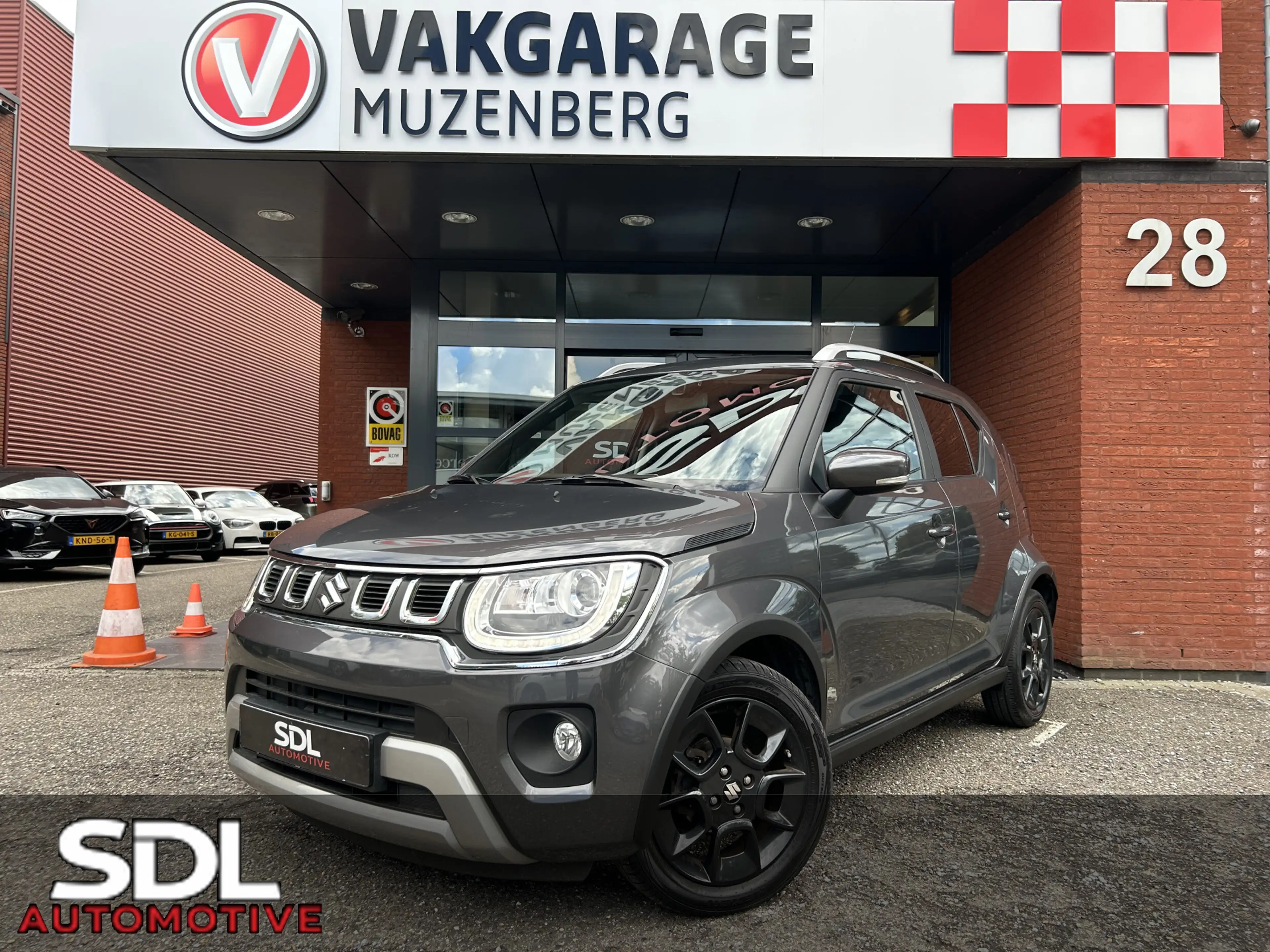 Suzuki Ignis 1.2 Smart Hybrid Style // NAVI + CARPLAY // CAMERA