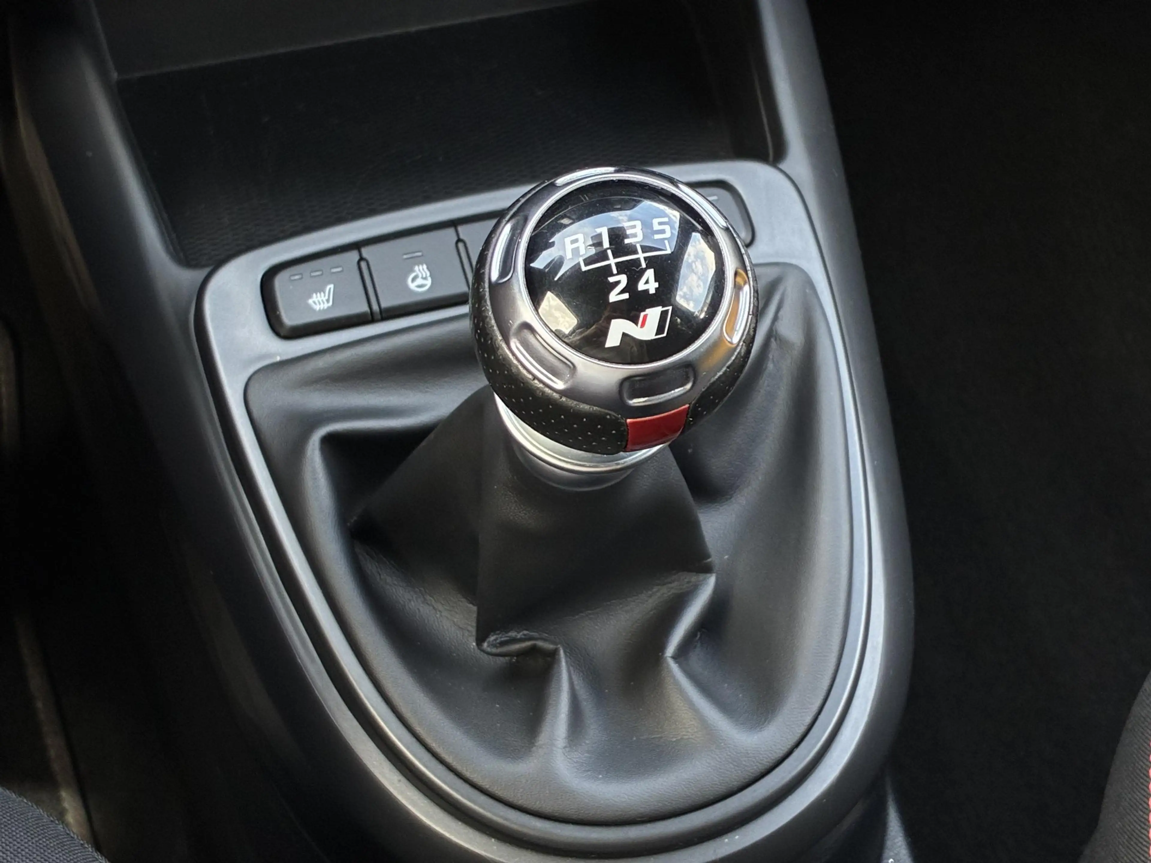 Hyundai i10 1.0 T-GDI N Line 5-zits / Achteruitrijcamera / Nav — photo 18