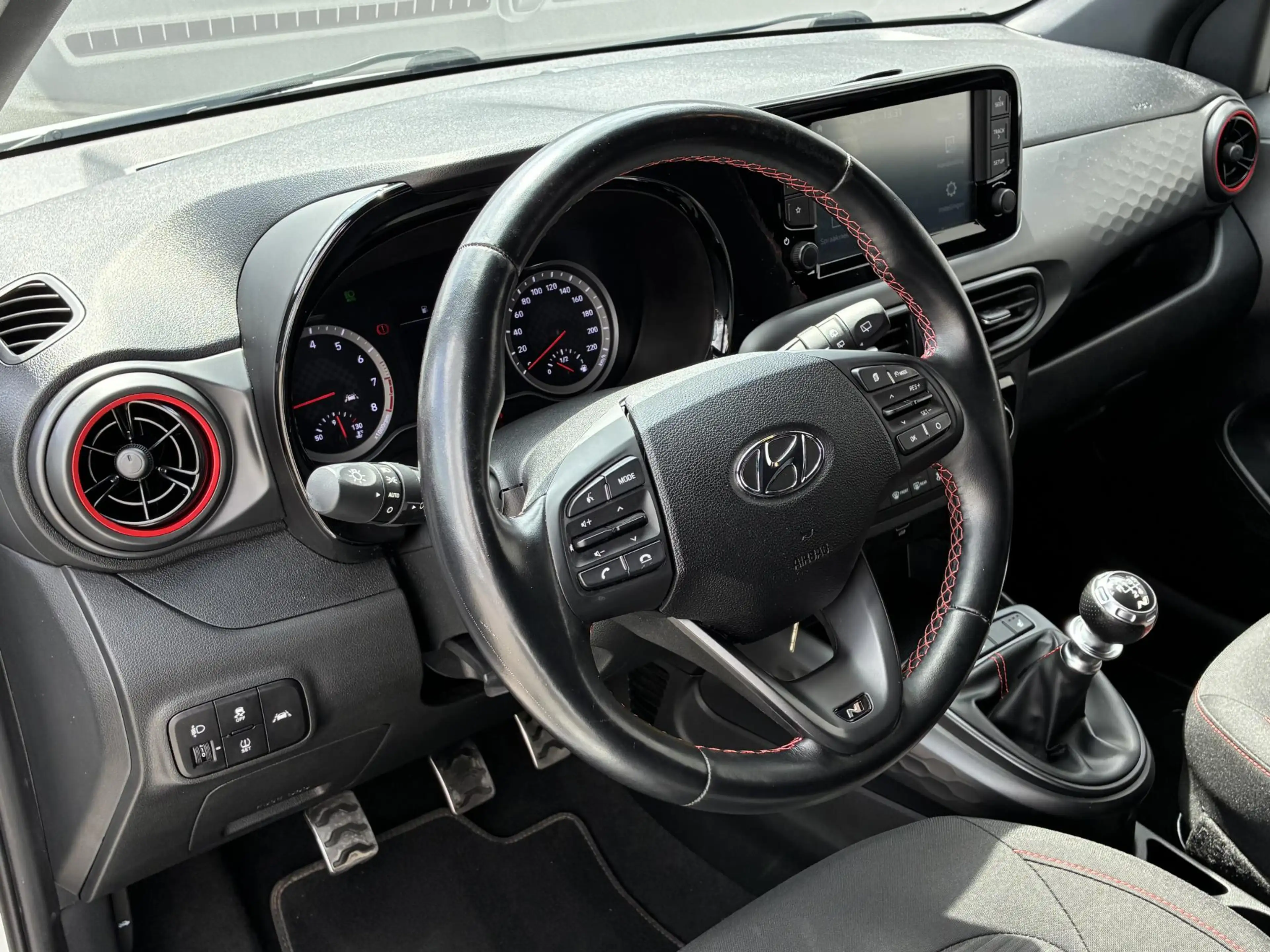Hyundai i10 1.0 T-GDI N Line 5-zits / Achteruitrijcamera / Nav — photo 16