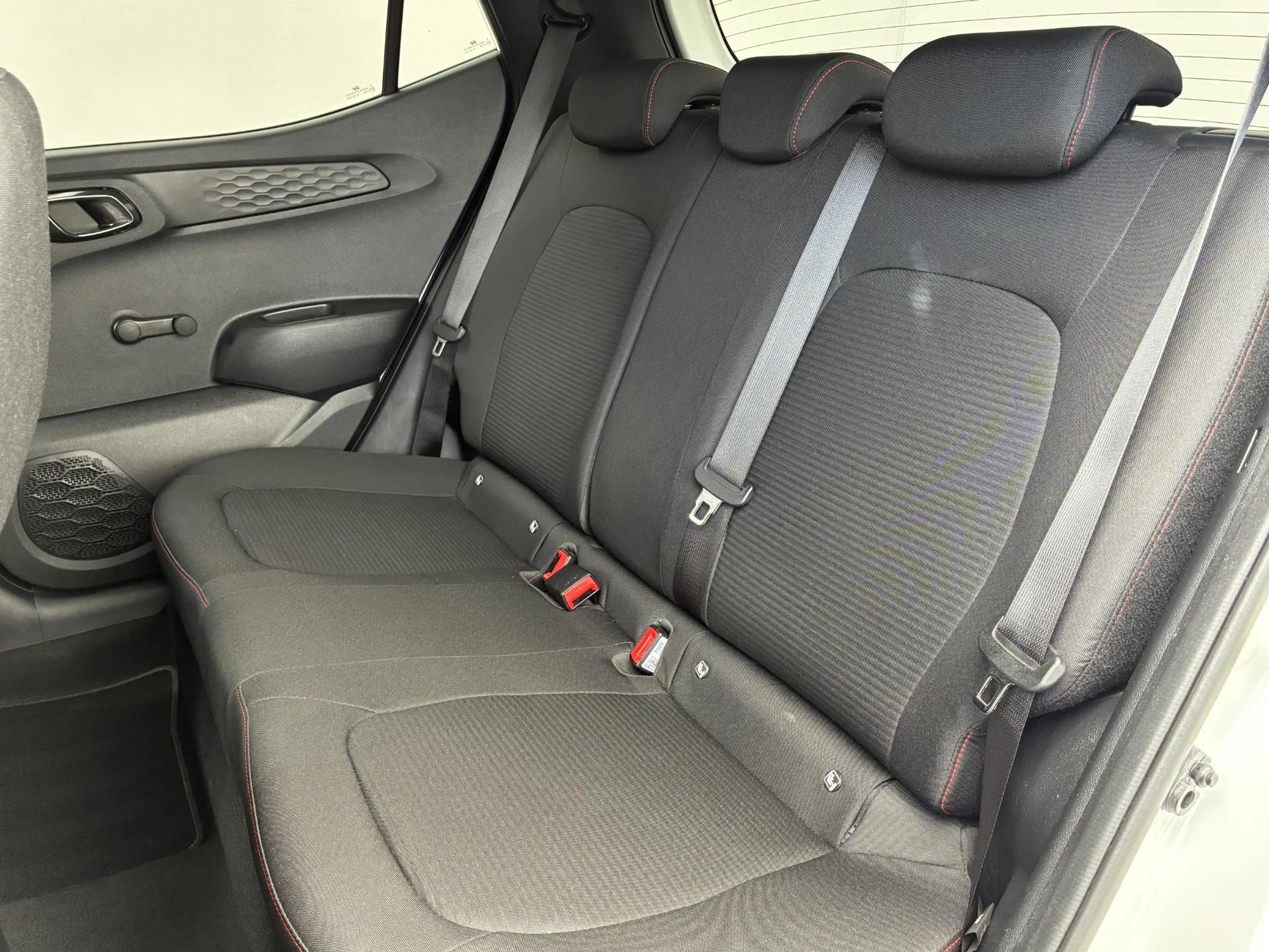 Hyundai i10 1.0 T-GDI N Line 5-zits / Achteruitrijcamera / Nav — photo 28
