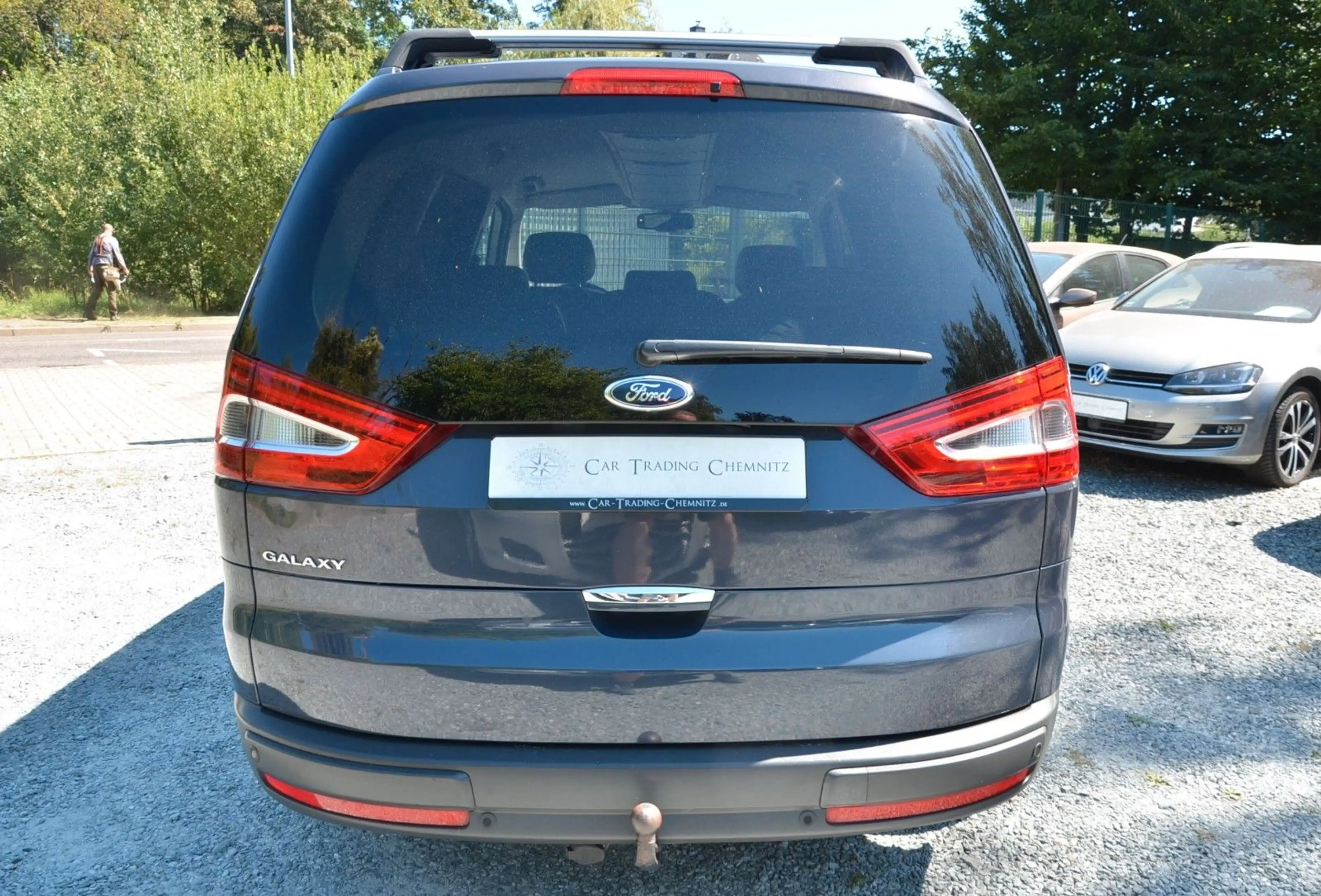 Ford Galaxy Titanium 7 Sitze Navi AHK Klimaautomatik — photo 6