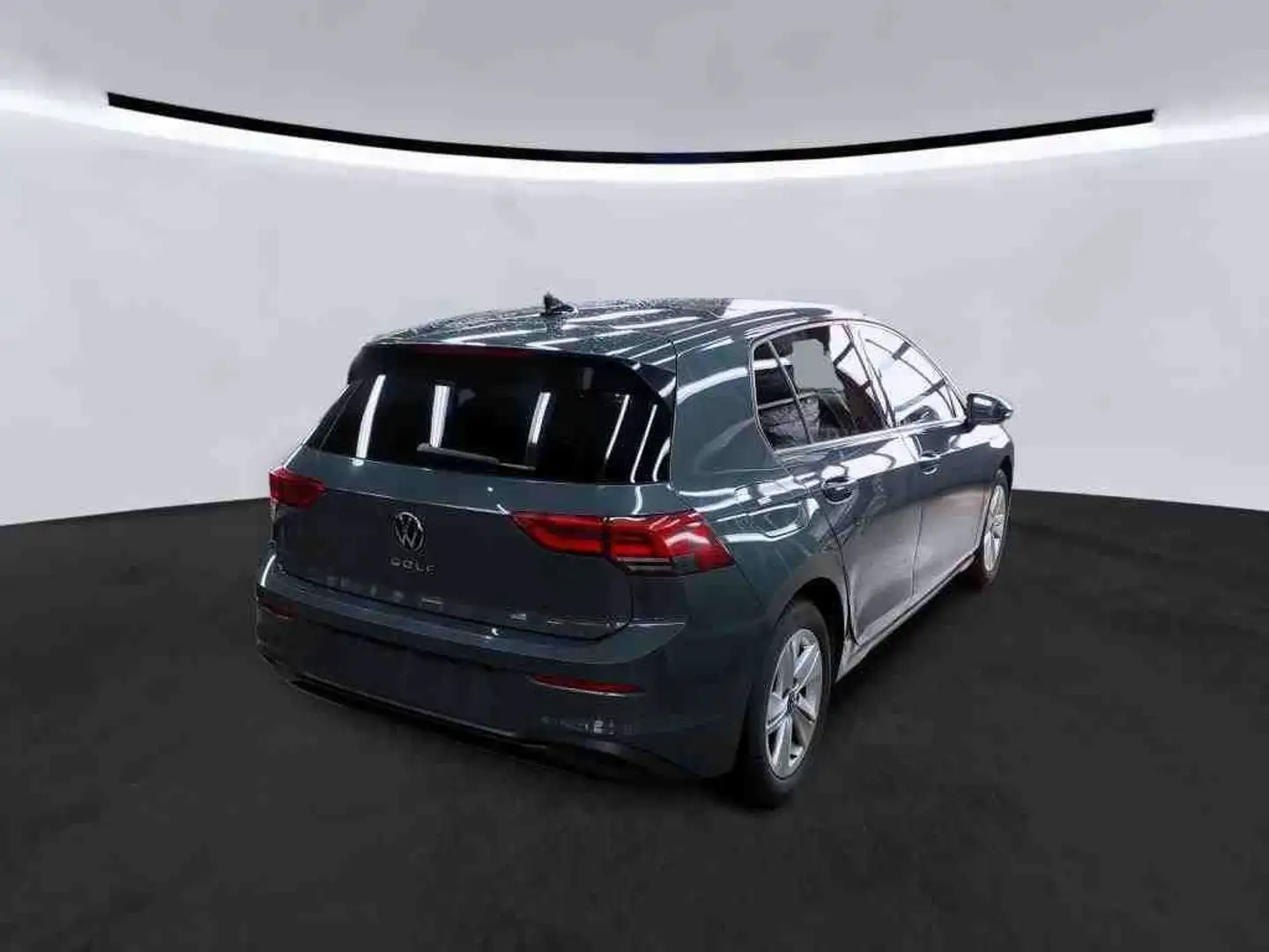 Volkswagen Golf VIII Lim. Life2.0TDI DSG LED ACC Navi SHZ Grau - 2