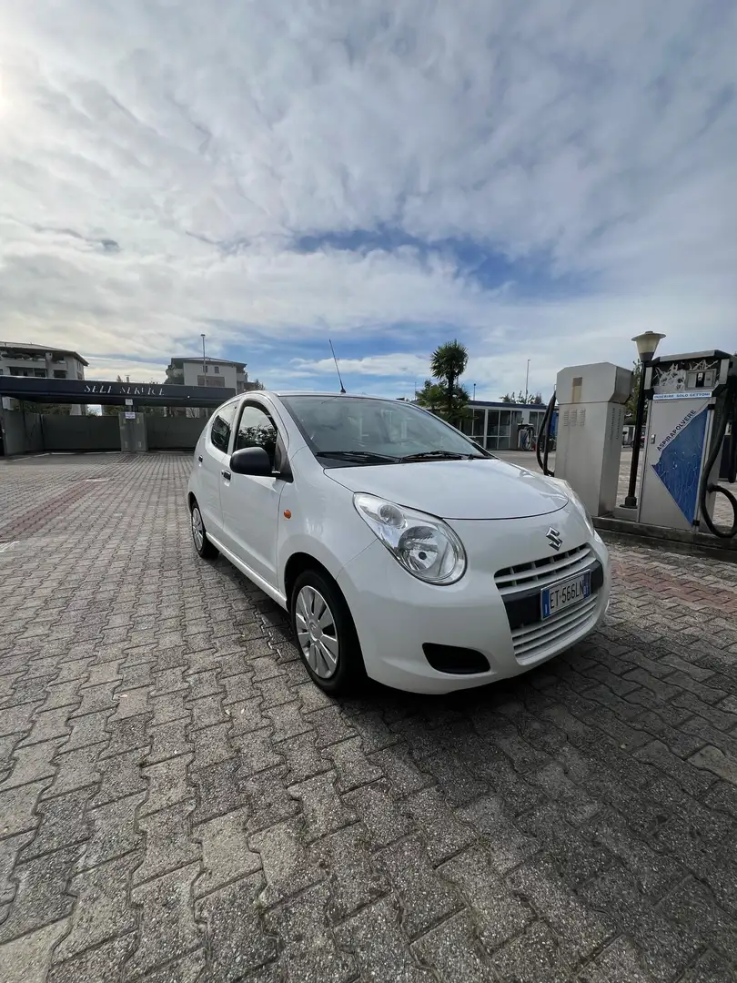Suzuki Alto 1.0 vvt GLX - 1