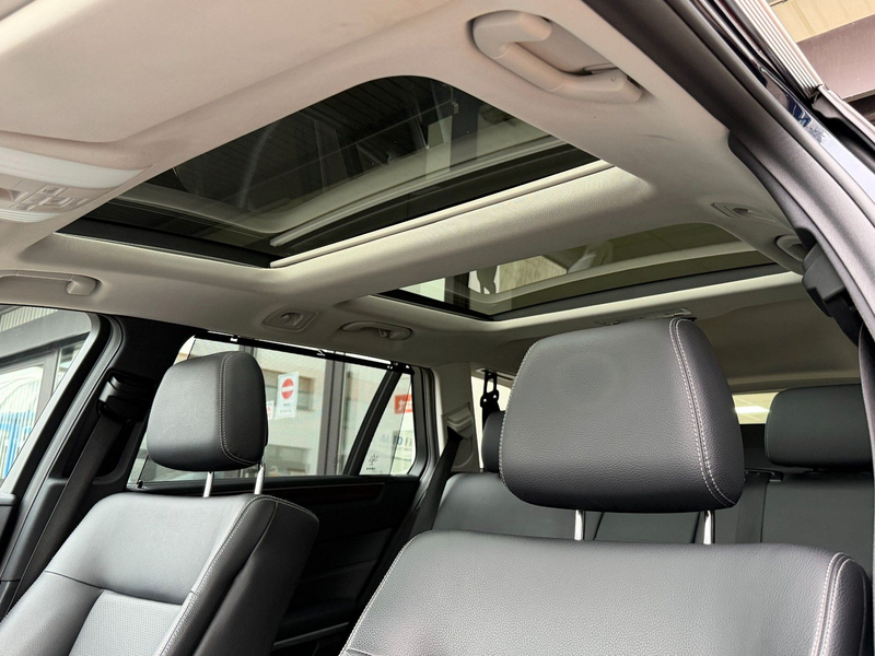 Mercedes-Benz E 400 T-Modell/4Matic/LED/Navi/Panorama/7-Sitzer — photo 10