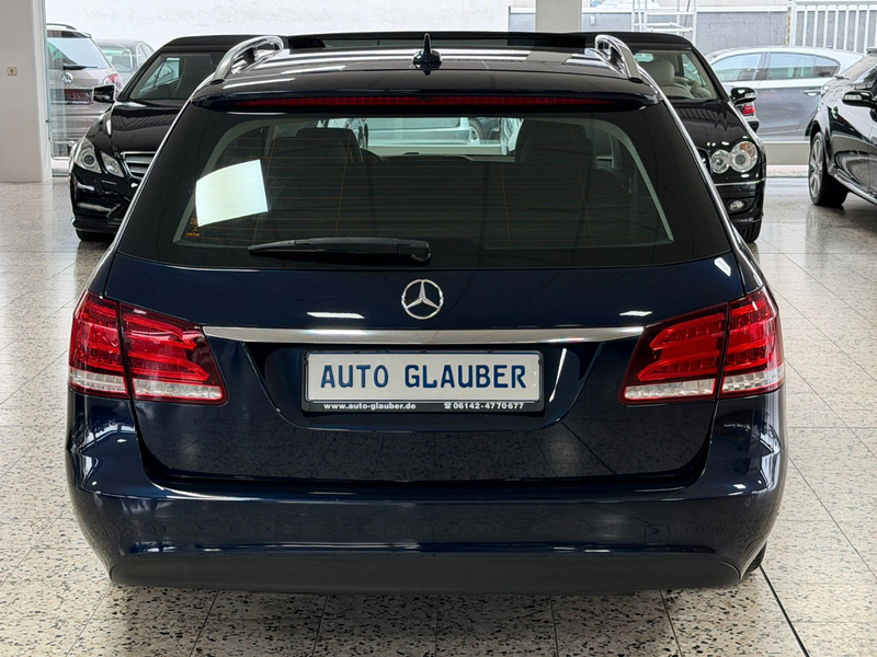 Mercedes-Benz E 400 T-Modell/4Matic/LED/Navi/Panorama/7-Sitzer — photo 8
