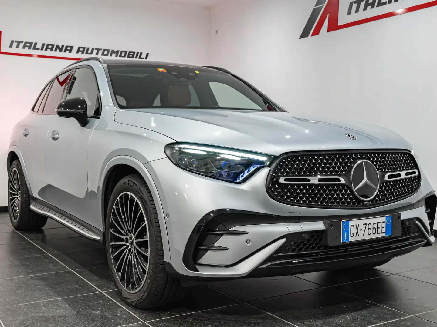 Mercedes-Benz GLC 300 AMG Line Premium Plus 4matic auto Grau - 1