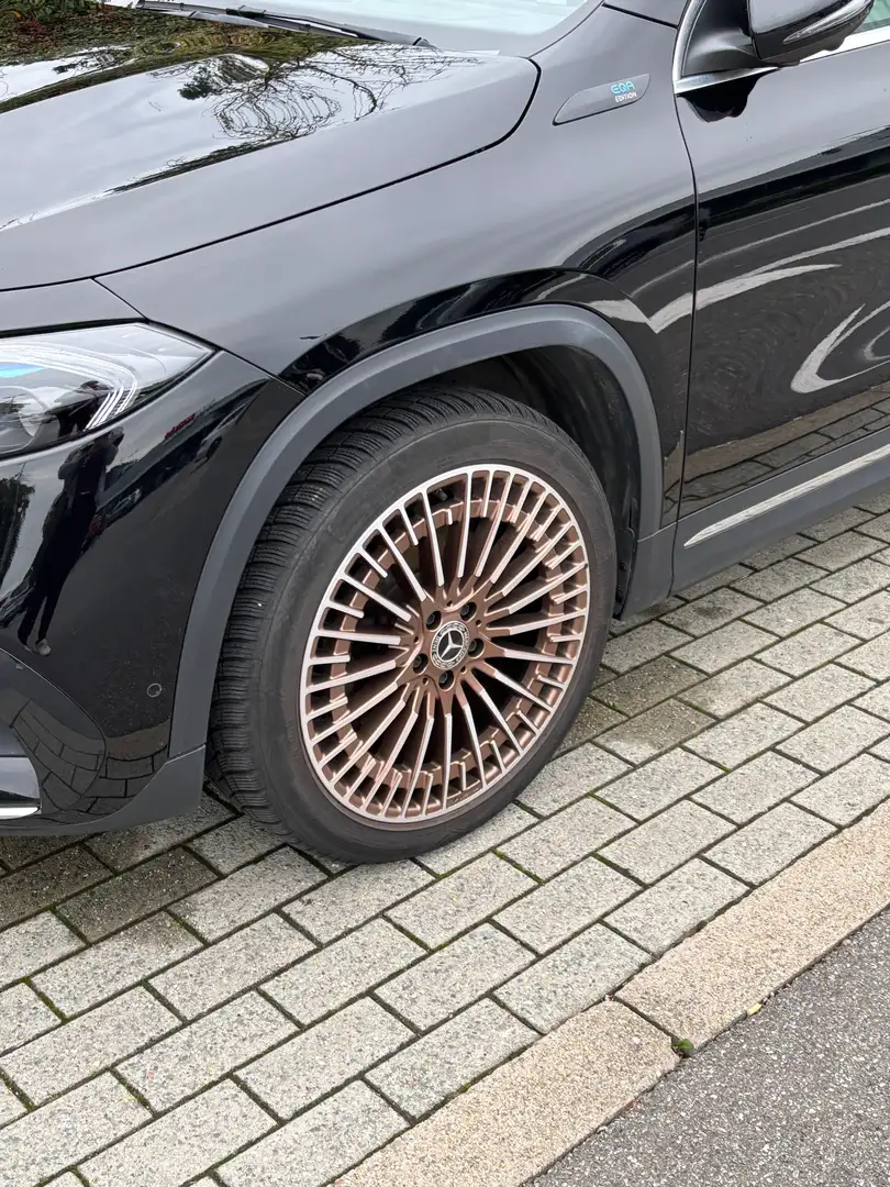 Mercedes-Benz EQA EQA 66.5 kWh 250 Zwart - 2