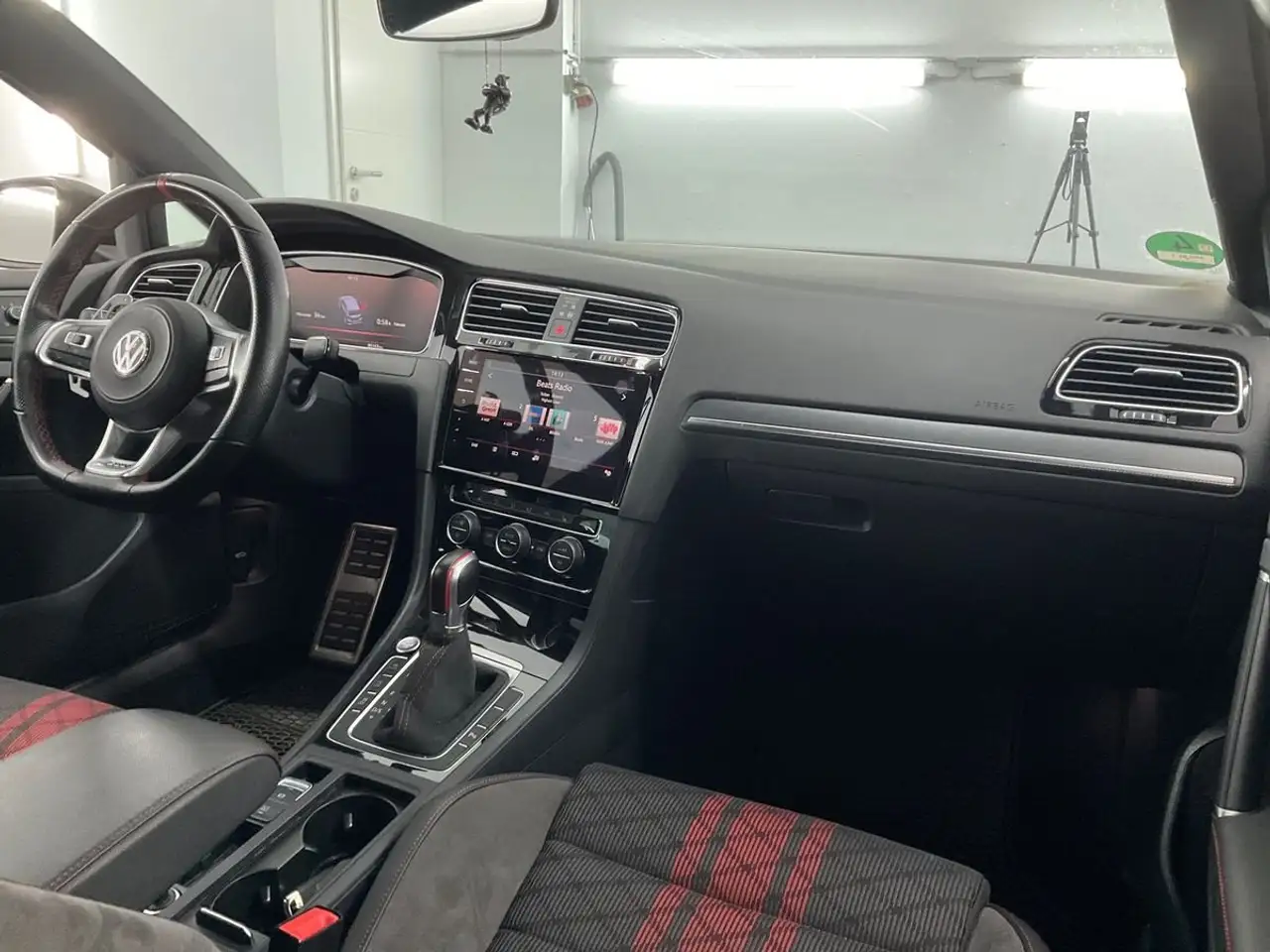 Volkswagen Golf GTI