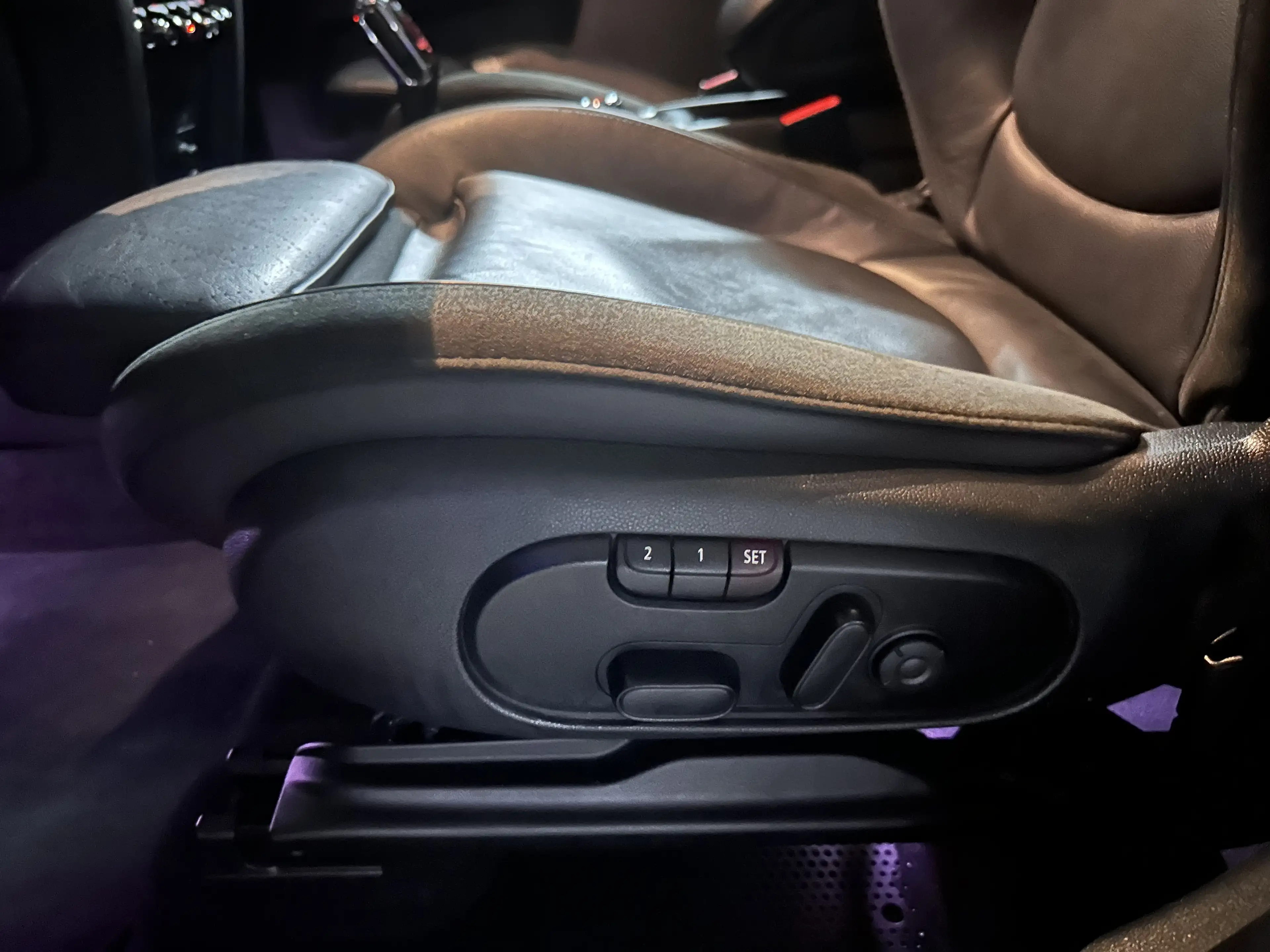 MINI Cooper SD Countryman ALL4 AUT./Full Specs — photo 15