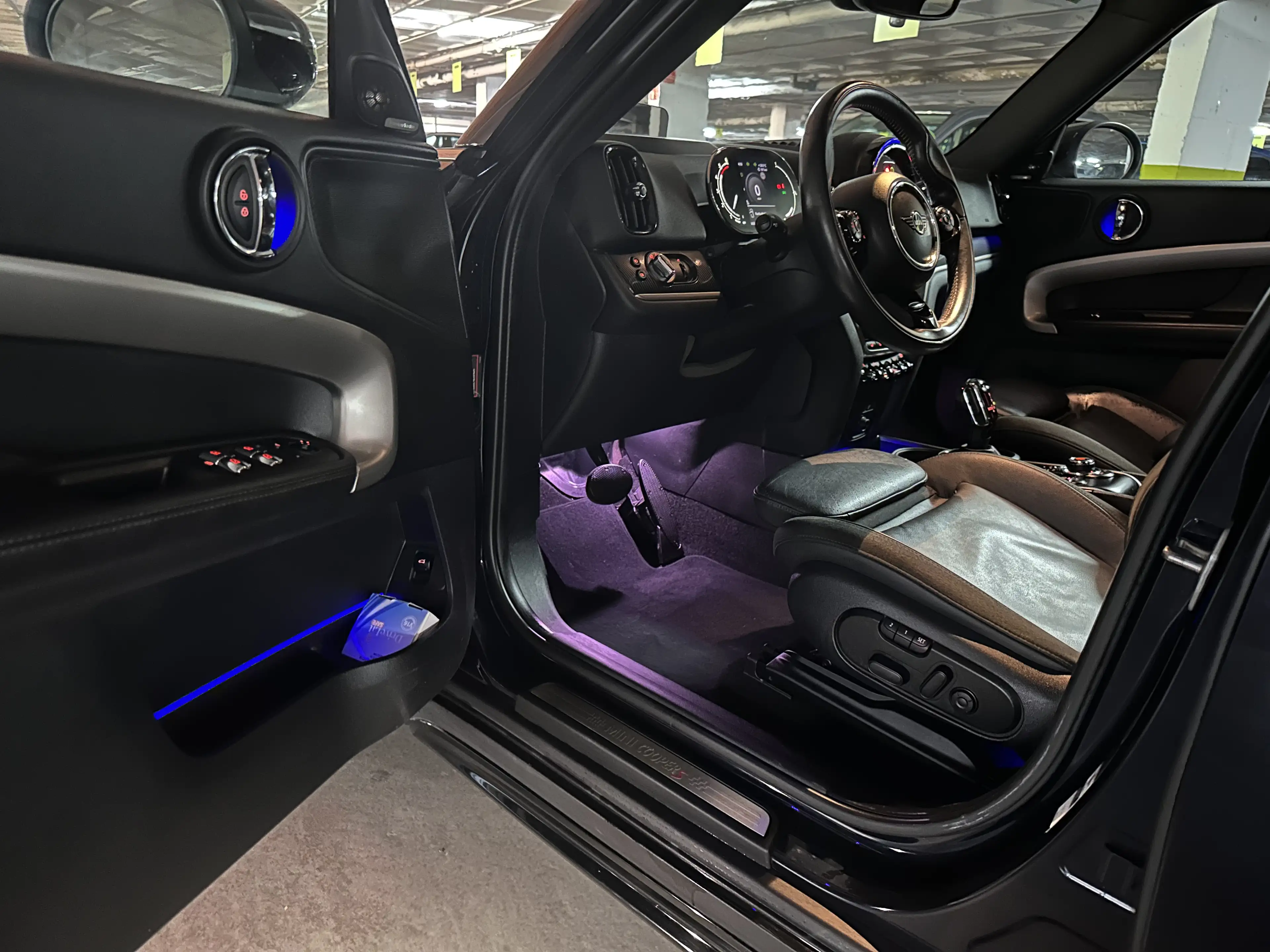 MINI Cooper SD Countryman ALL4 AUT./Full Specs — photo 9