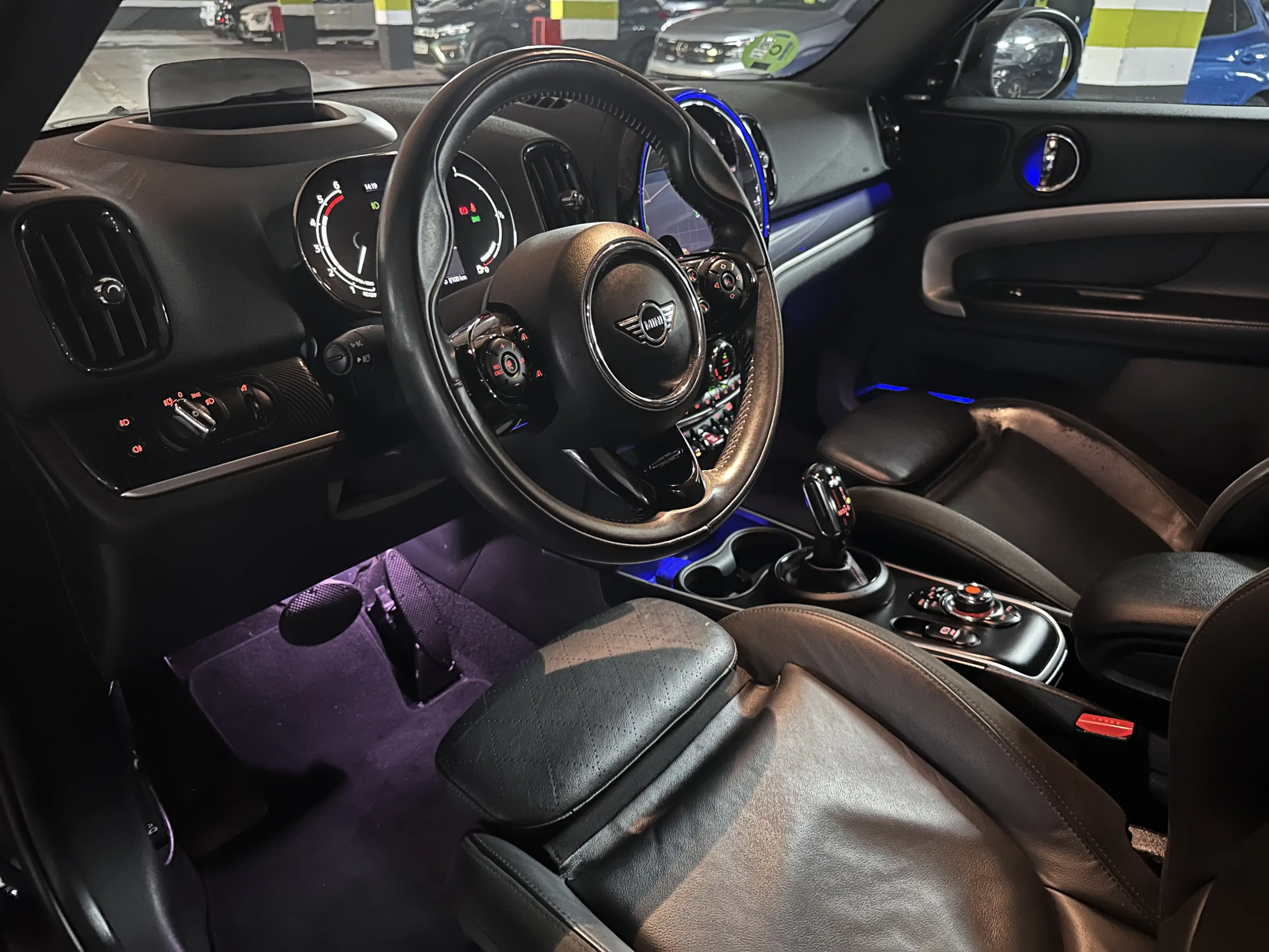 MINI Cooper SD Countryman ALL4 AUT./Full Specs — photo 10