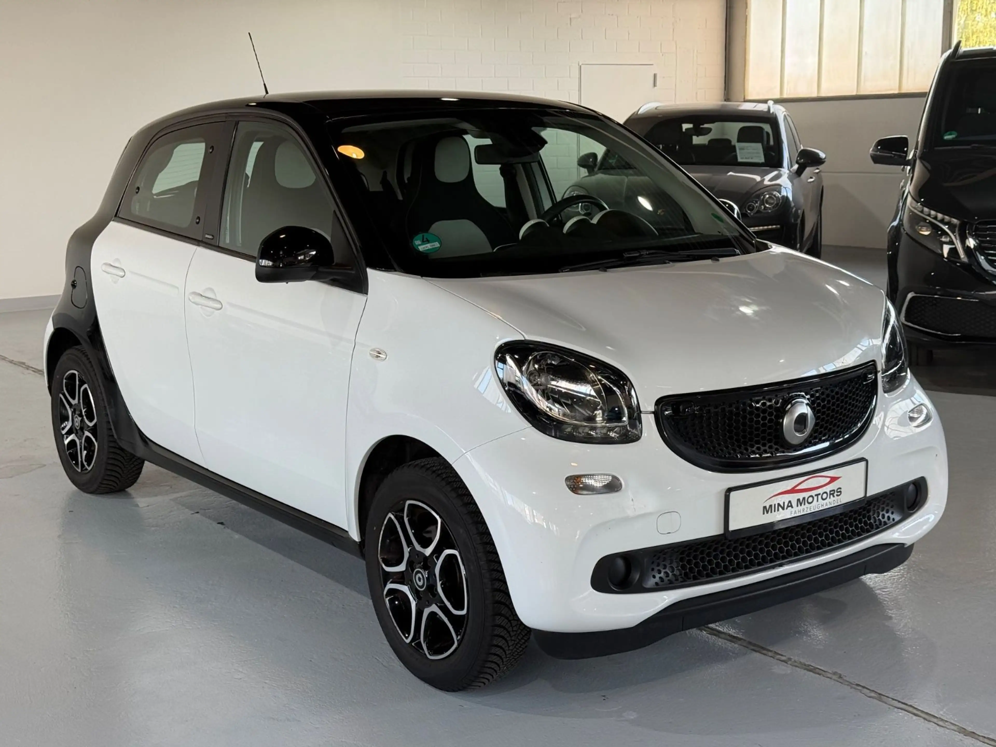 smart forFour forfour 90 PS Cool&Audio LED — photo 3