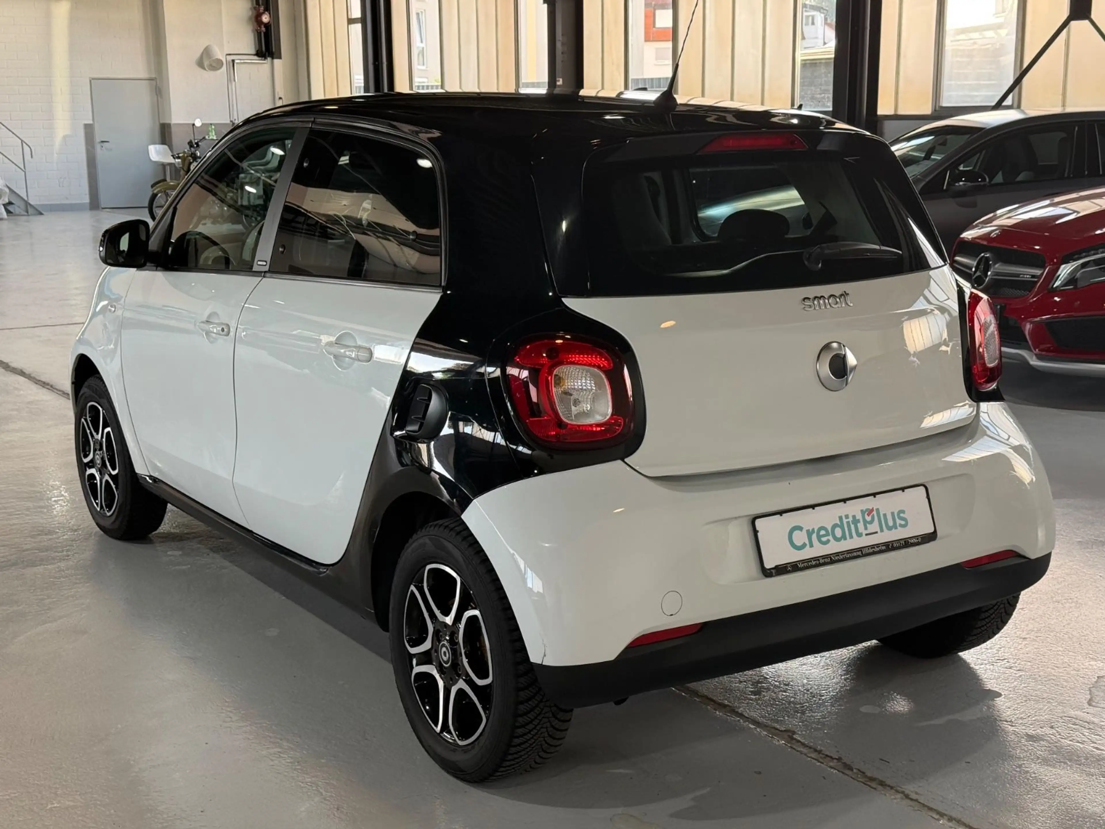 smart forFour forfour 90 PS Cool&Audio LED — photo 6