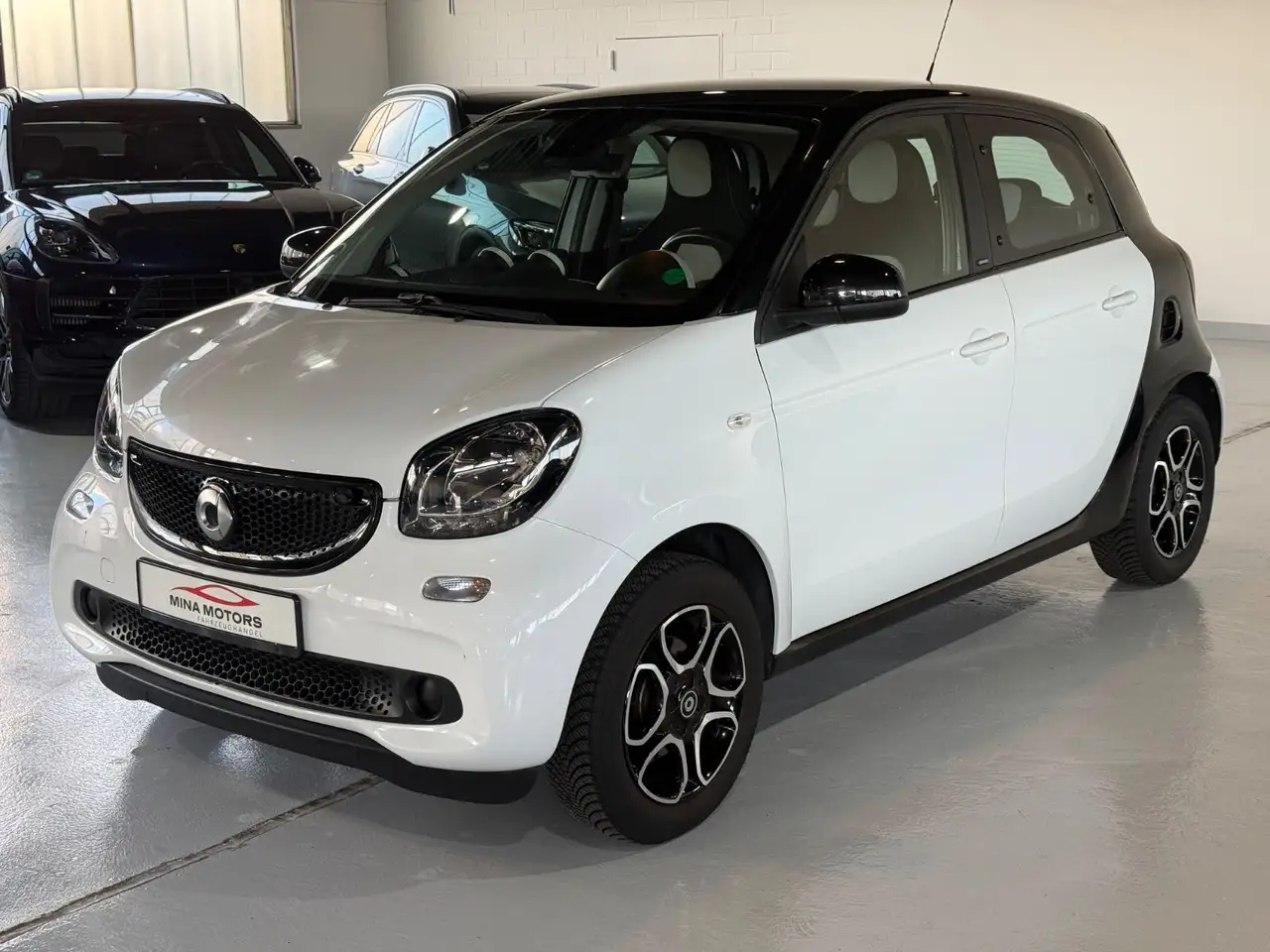 smart forFour forfour 90 PS Cool&Audio LED — photo 1 of 25
