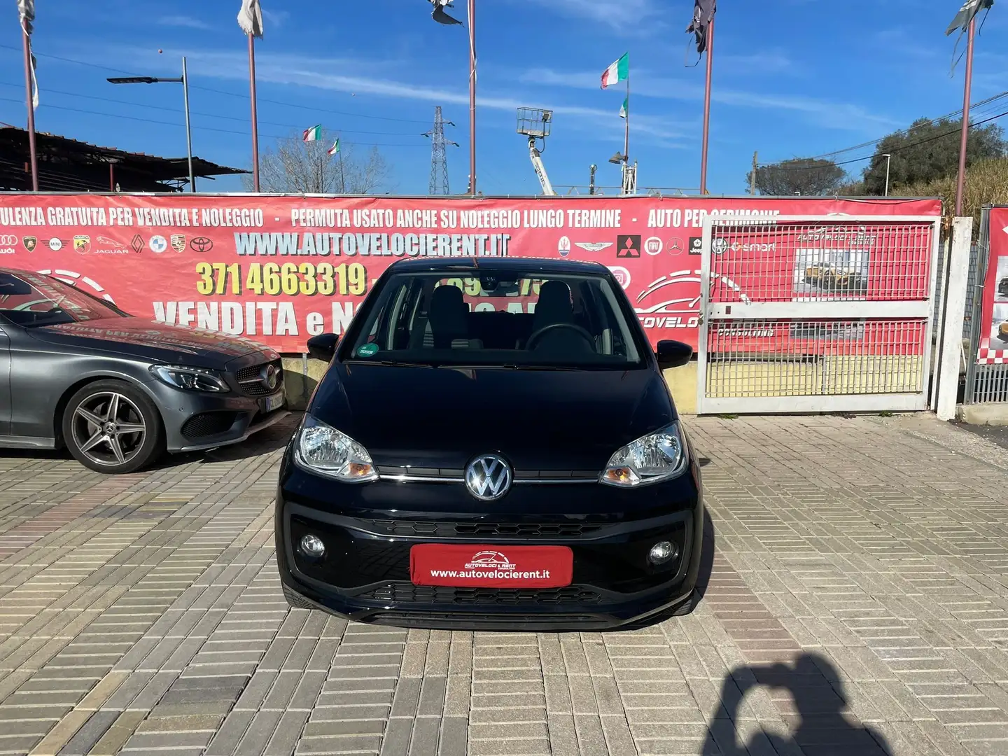 Volkswagen up! 75cv NEOPATENTATI EURO 6 Negro - 2