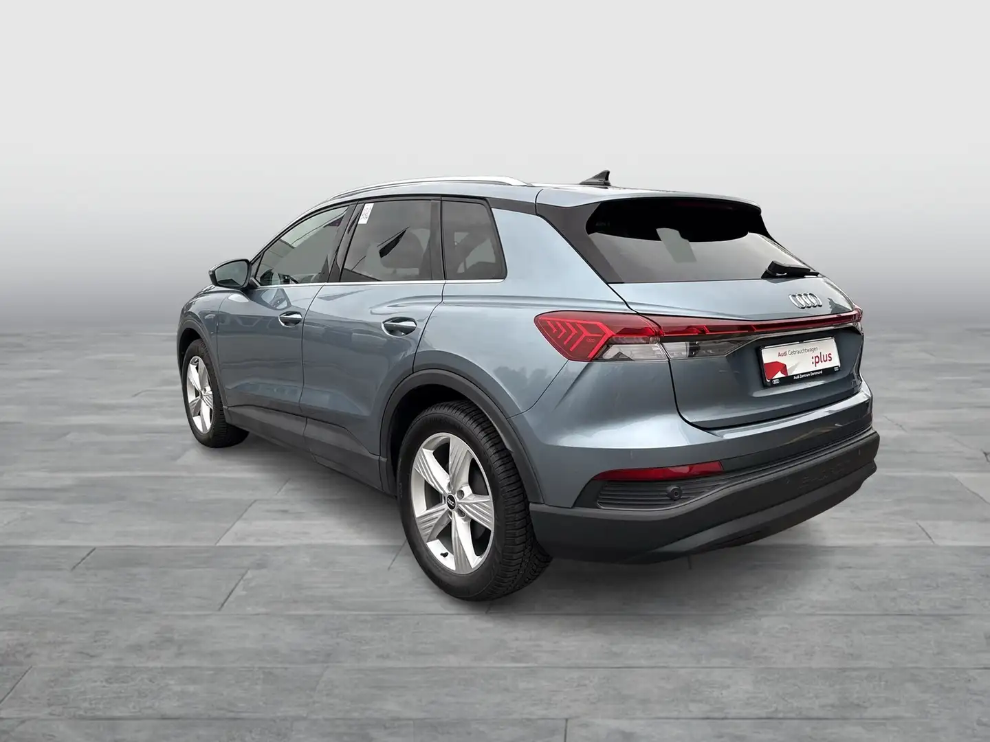 Audi Q4 e-tron 35 PANO ALU19 NAVI+ SITZHEIZ. LED Blau - 2