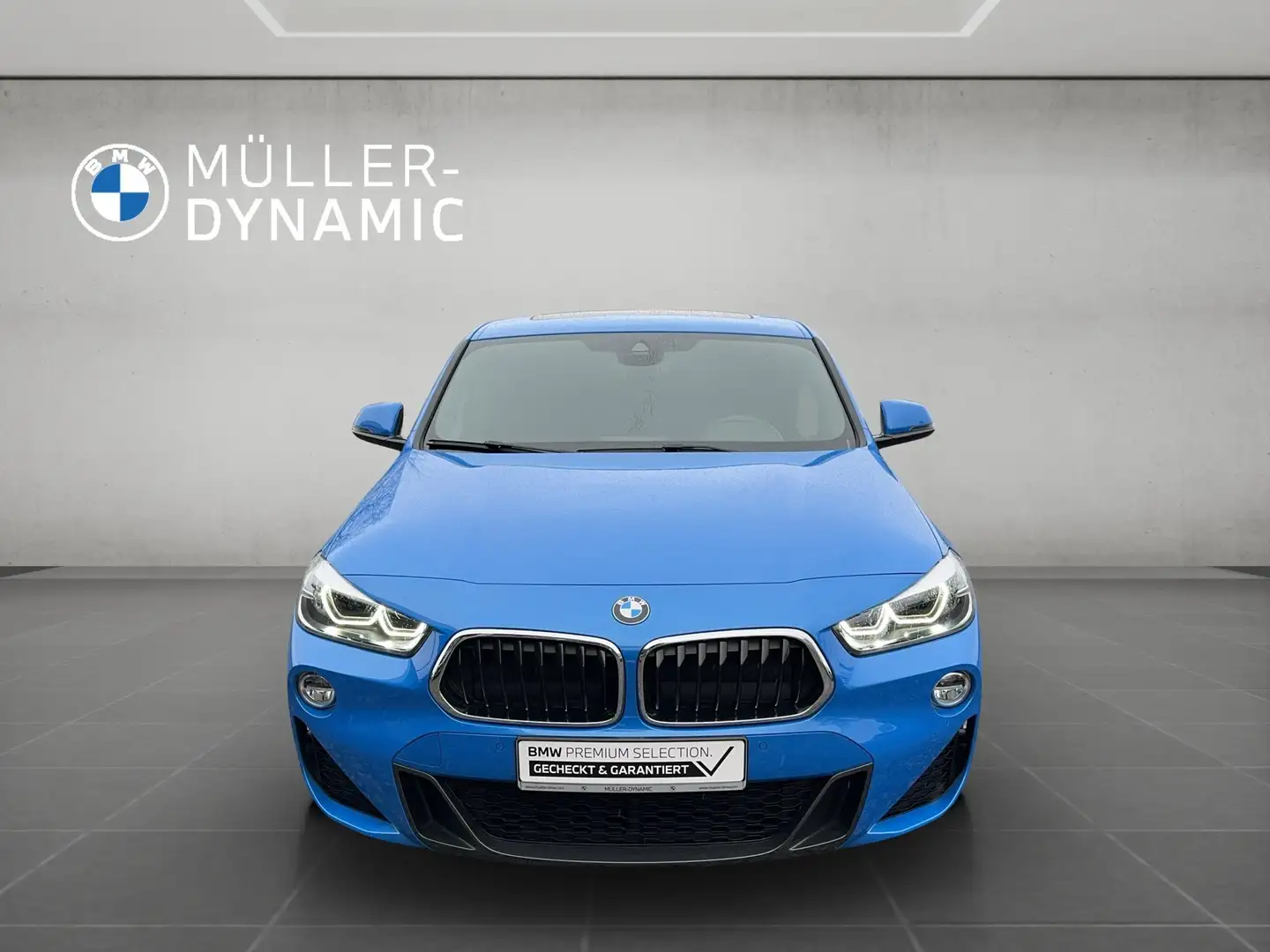 BMW X2 xDrive18d M SPORT LED HIFI HARMAN KARDON PANO KOMF Blau - 2