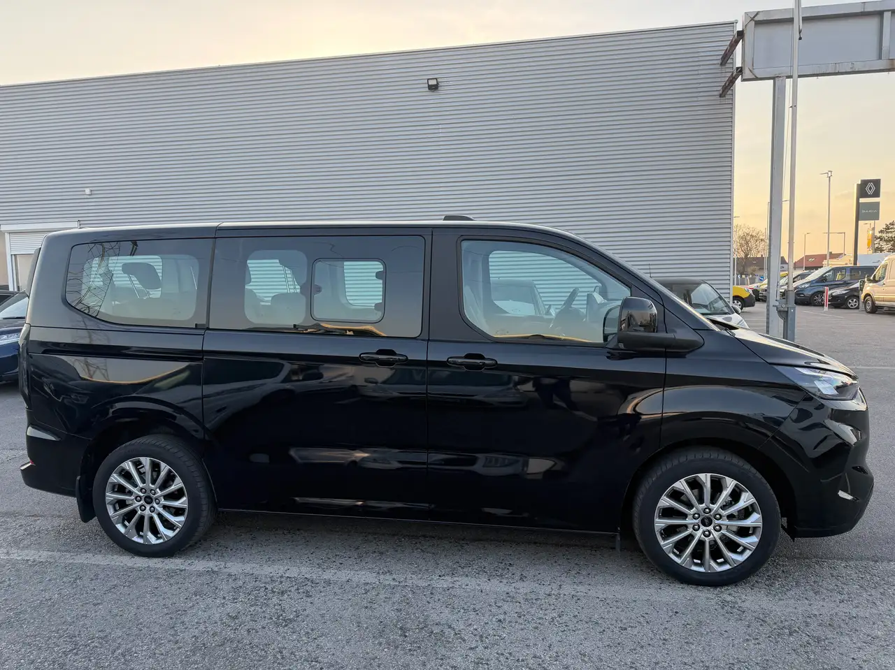 Ford Tourneo Custom 2026