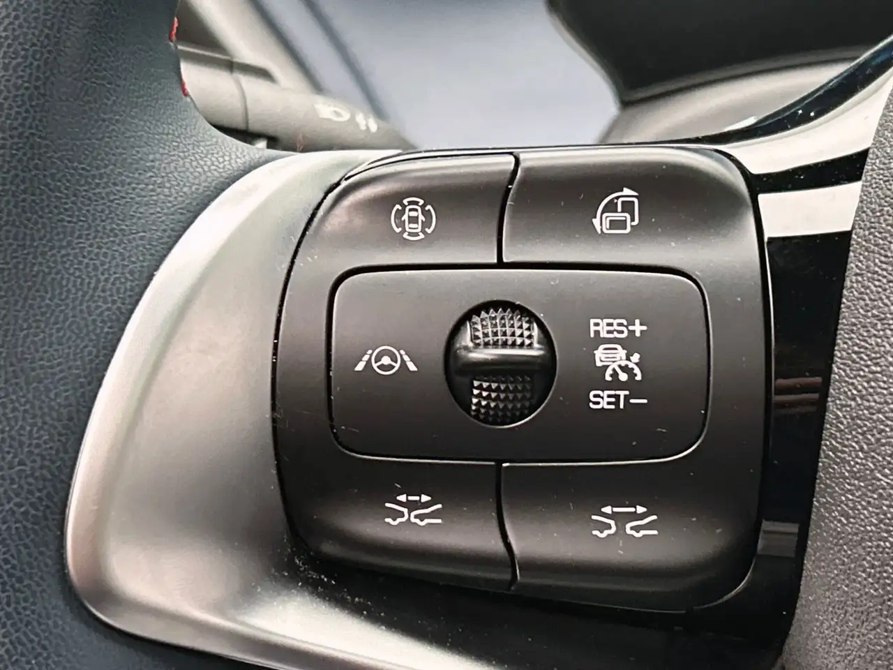 BYD Atto 3 Design 60 kWh *55 STUKS* 204 PK Pano/dak Ad, миниатюра 12