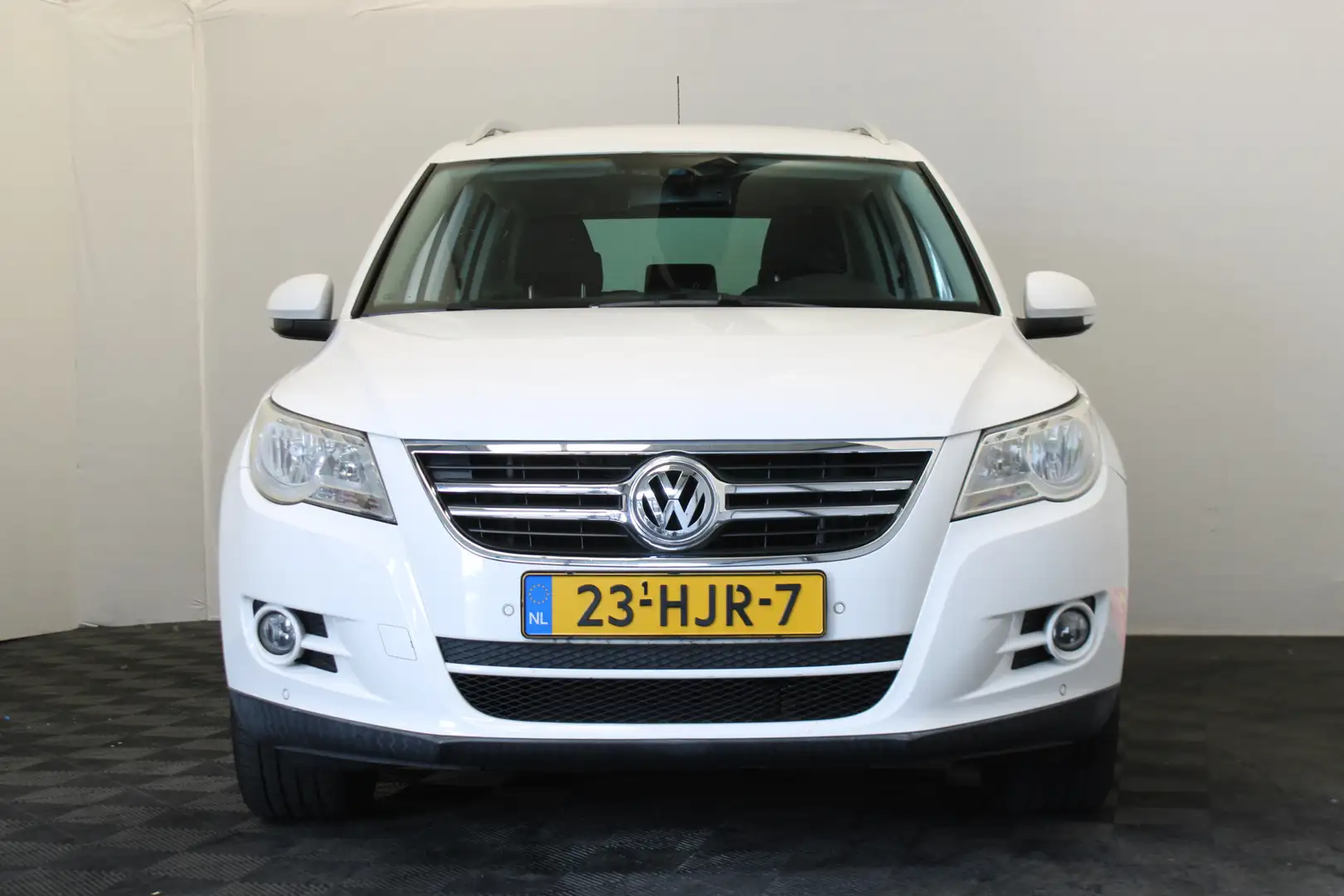 Volkswagen Tiguan 1.4 TSI Sport&Style Wit - 2