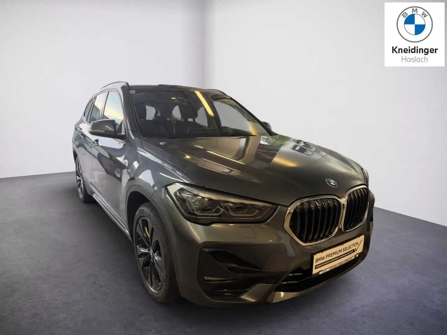 BMW X1 xDrive25e Grau - 1