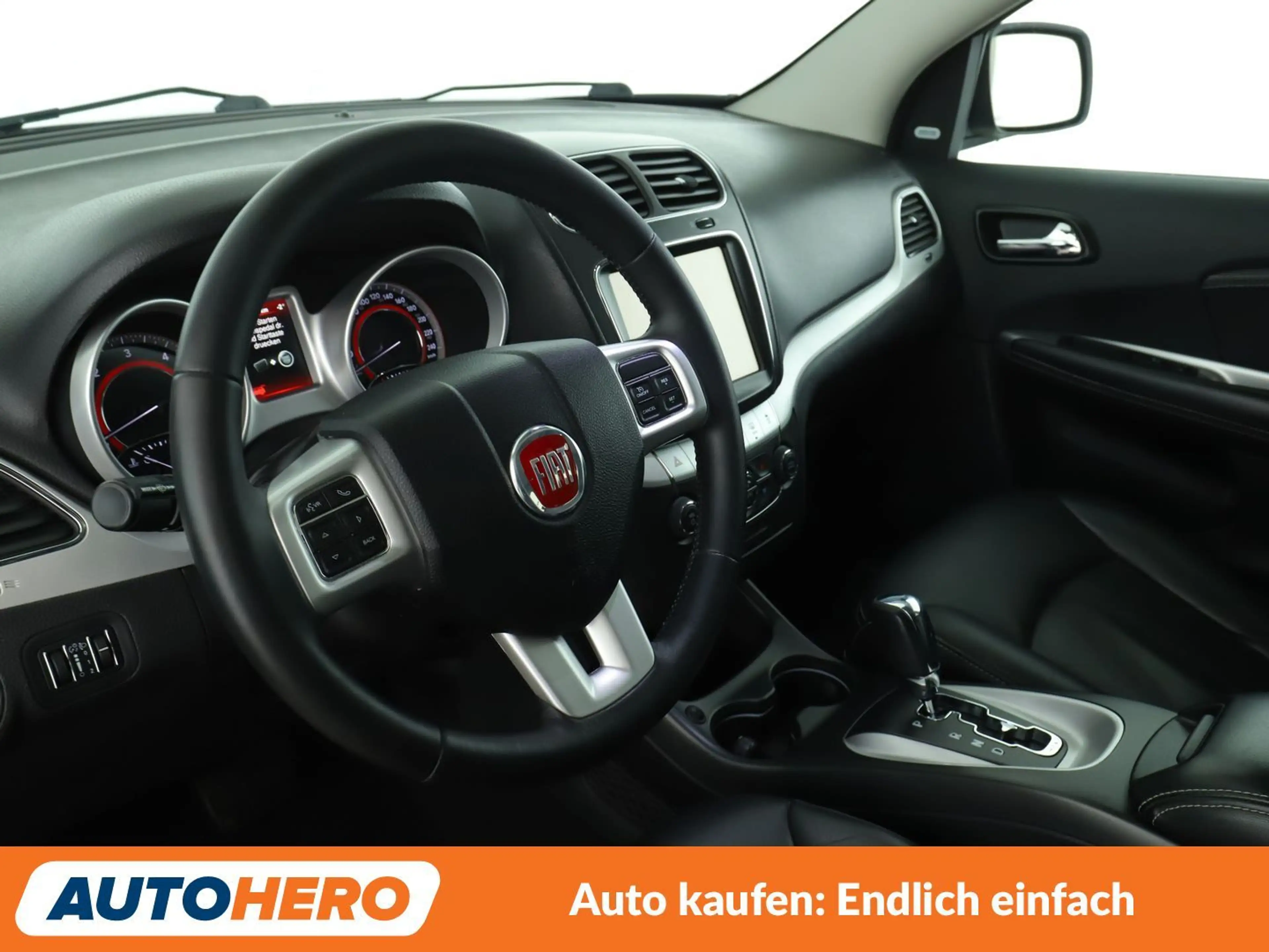 Fiat Freemont 2.0 Multijet Black Code AWD Aut*7-SITZER*NAVI*CAM* — photo 11