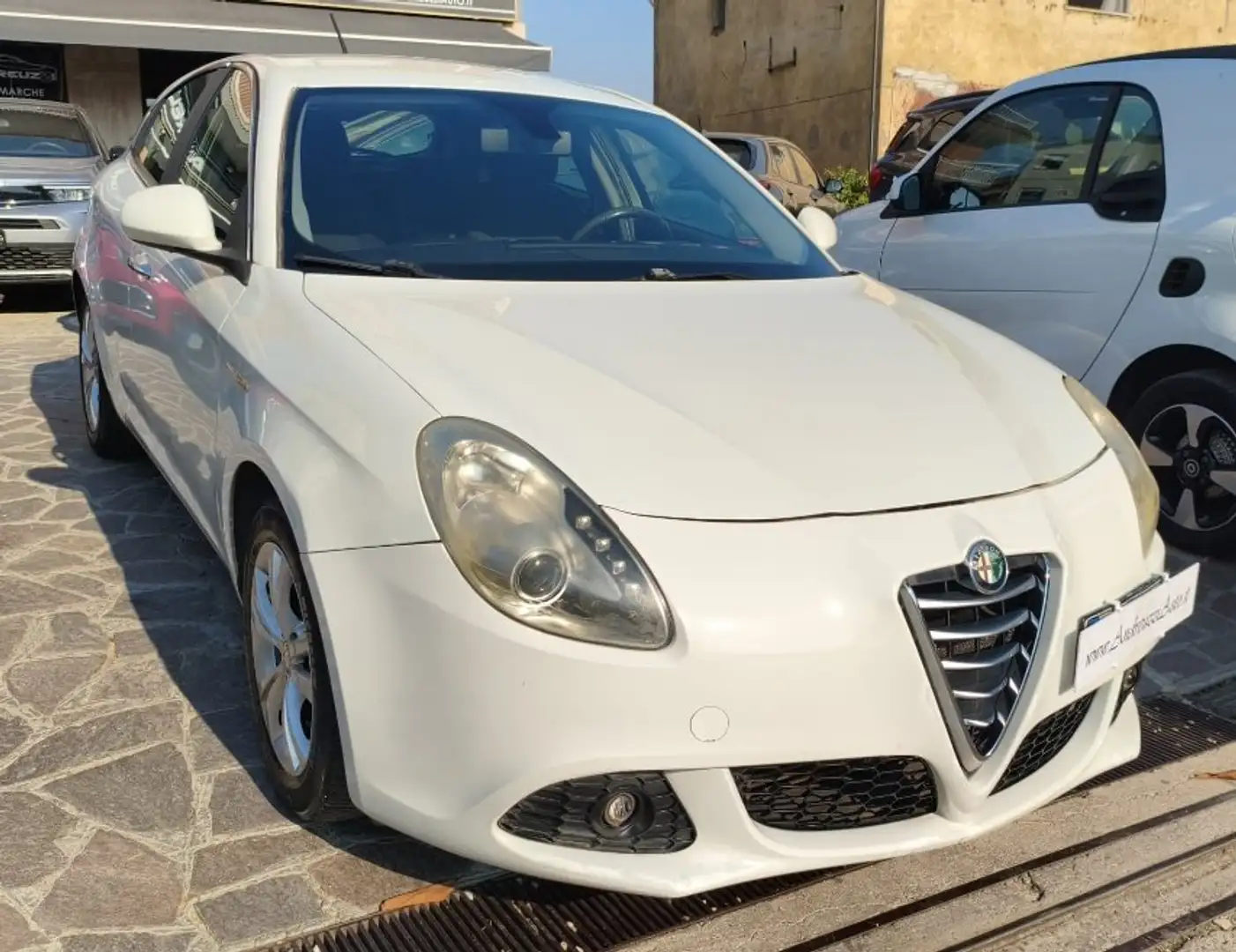 Alfa Romeo Giulietta 1.6 jtdm(2) Progression Weiß - 1