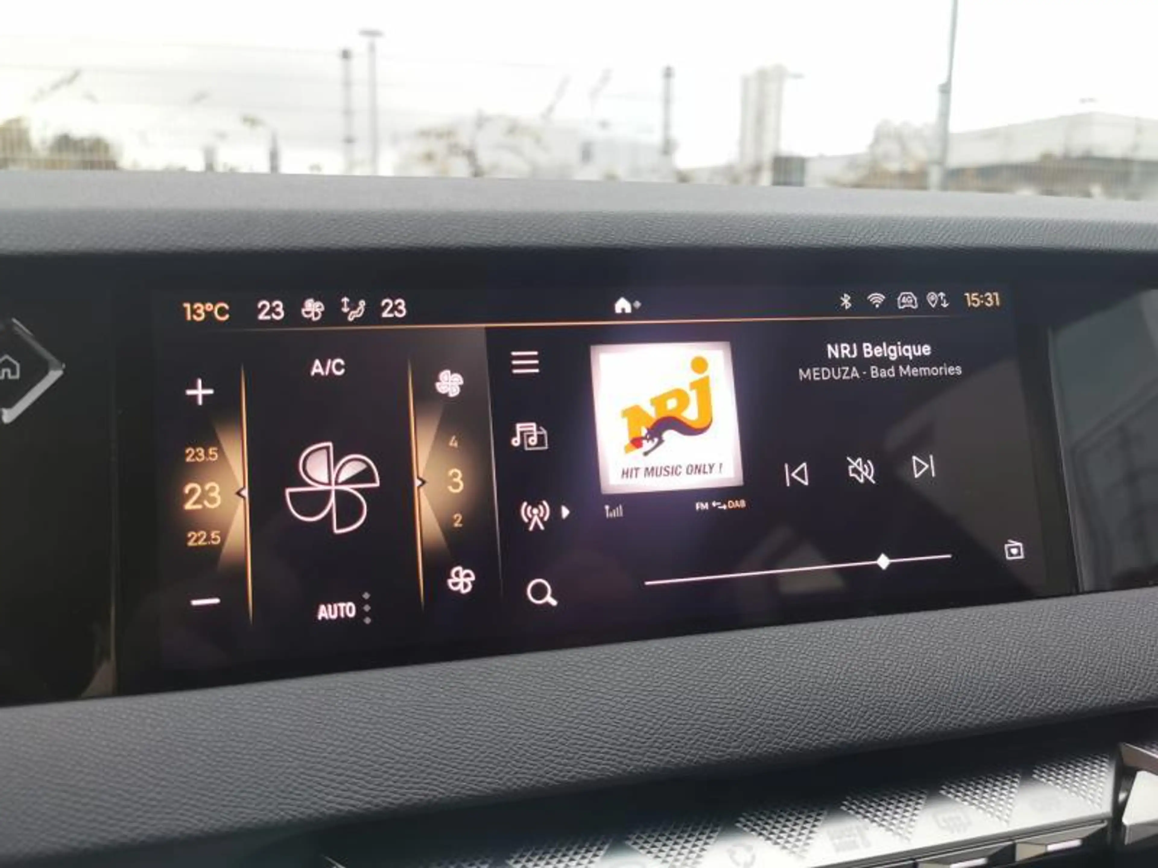 DS Automobiles DS 4 Bastille + / EAT8 / 130ch — photo 11