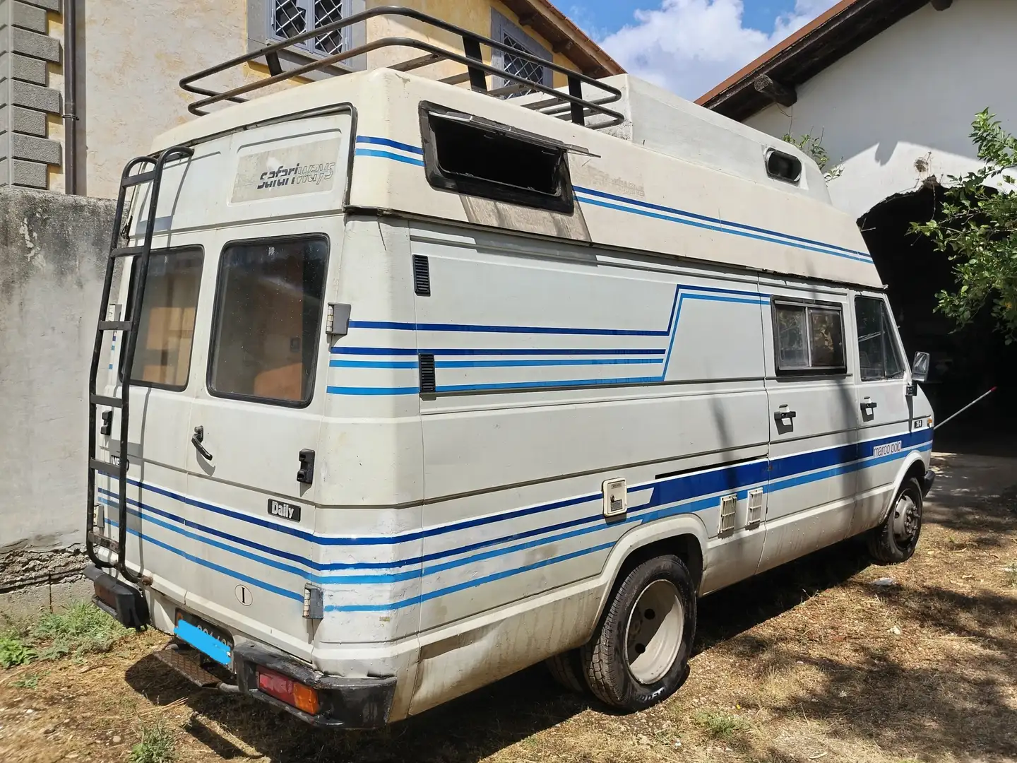 Iveco Daily 35 f 8 safaryways Bianco - 2